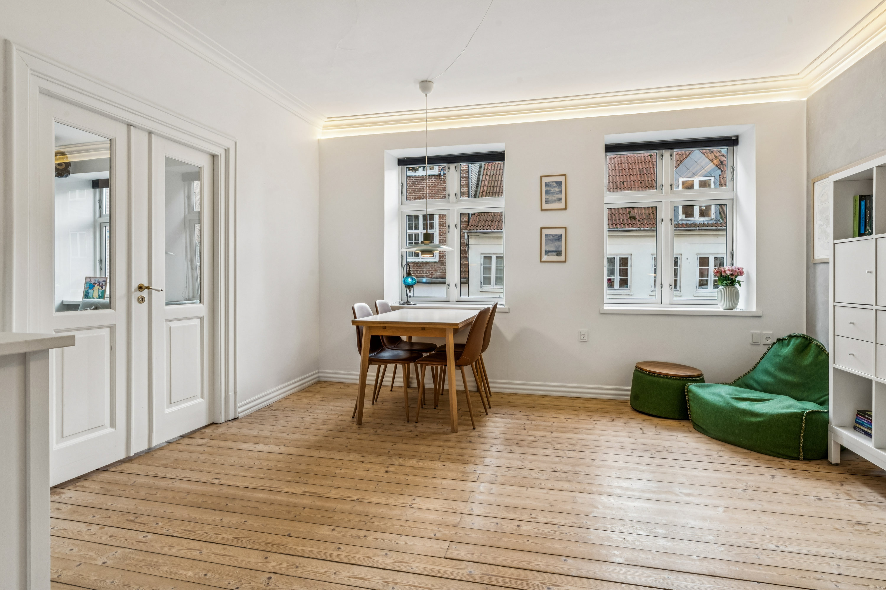 Fremhævet stue billede i fuldskærmstilstand. Billede af Vingårdsgade 4, 1. th., 9000 Aalborg