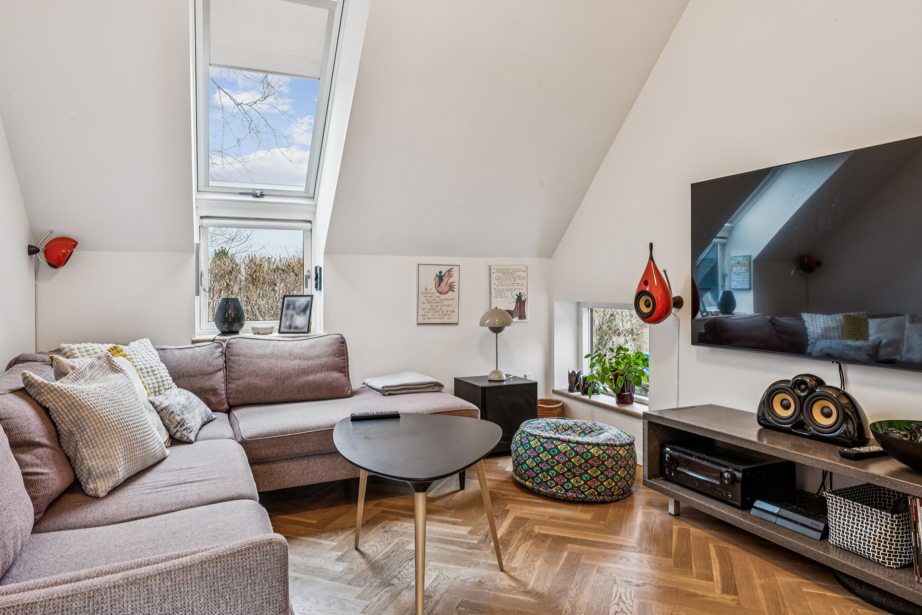 Fremhævet stue billede i fuldskærmstilstand. Billede af Pernillevej 2, Hasseris, 9000 Aalborg