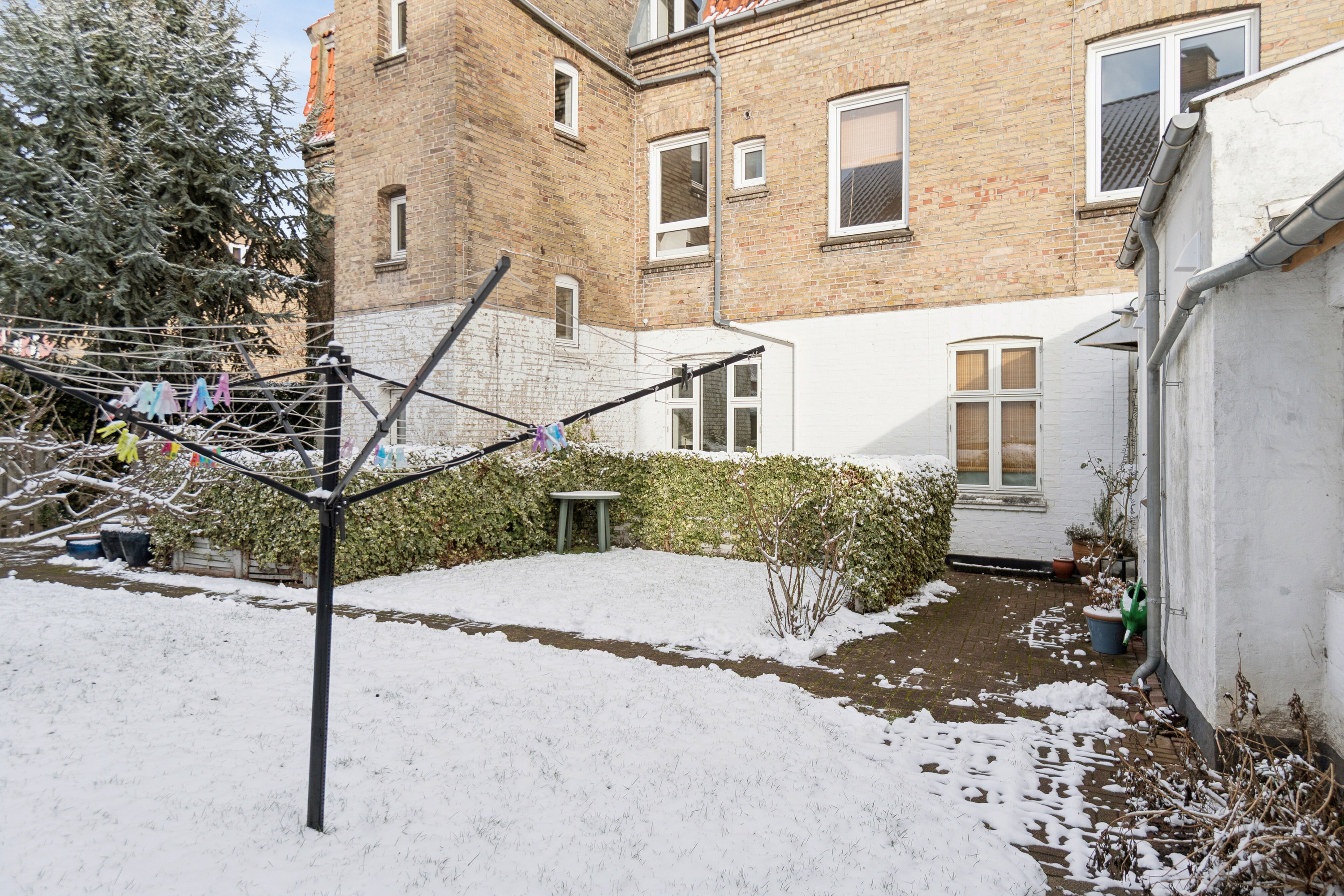 Fremhævet udendørs billede i fuldskærmstilstand. Billede af Løvegade 51A, 1. tv., 4200 Slagelse