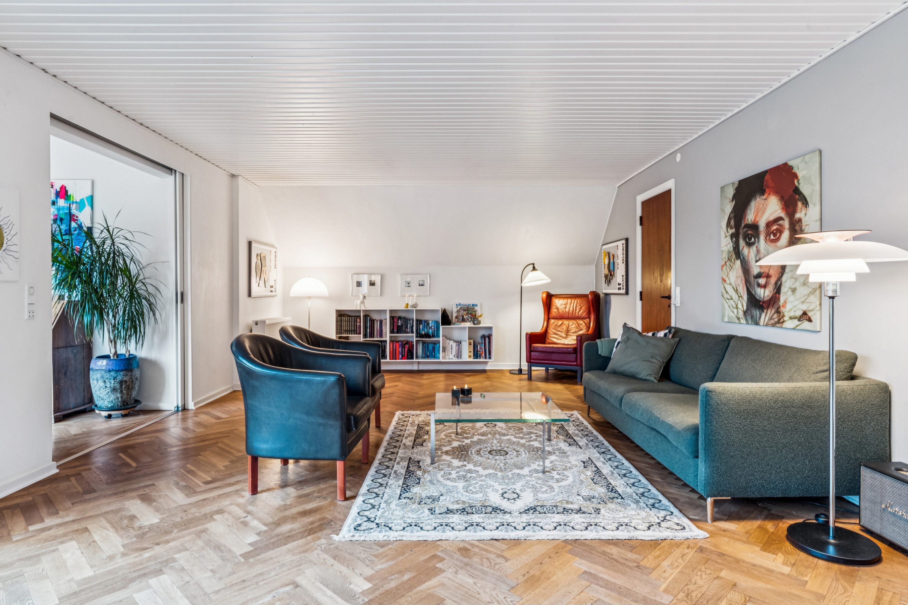 Fremhævet stue billede i fuldskærmstilstand. Billede af Pernillevej 2, Hasseris, 9000 Aalborg