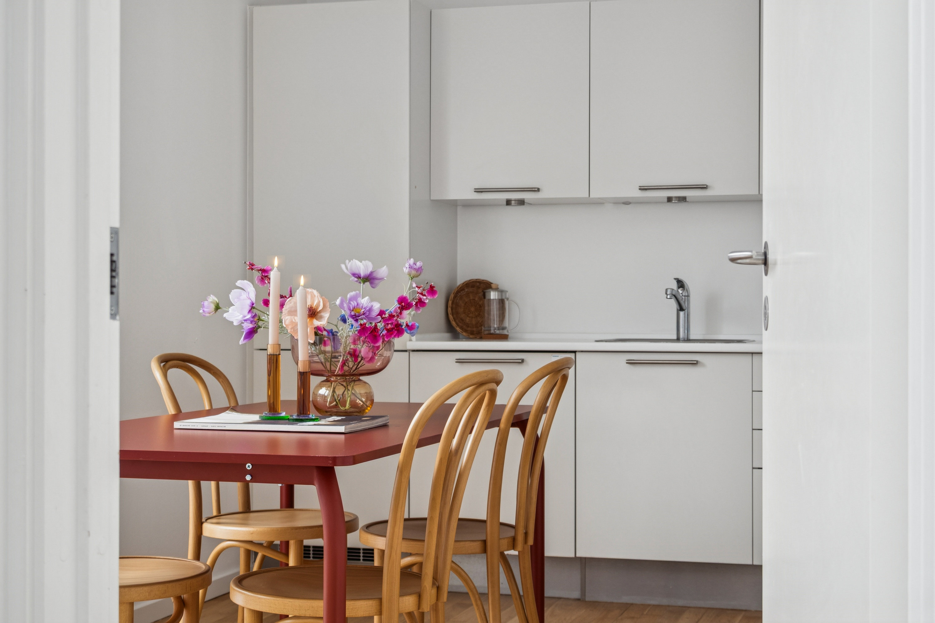 Miniaturebillede 2: køkken. Billede af Åsvinget 26, st.. tv., 2665 Vallensbæk Strand