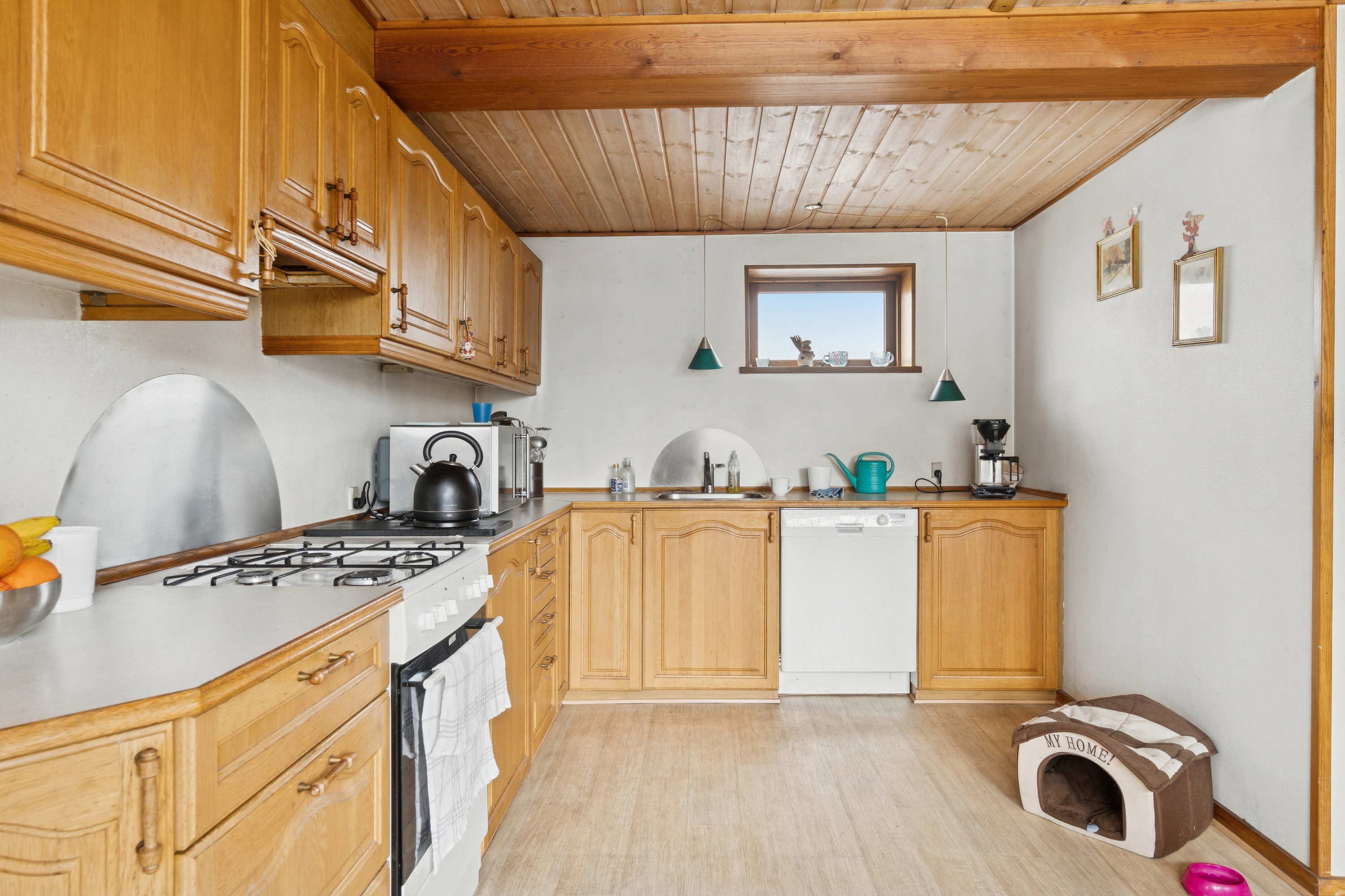 Fremhævet køkken billede i fuldskærmstilstand. Billede af Kaldredvej 24, 4593 Eskebjerg