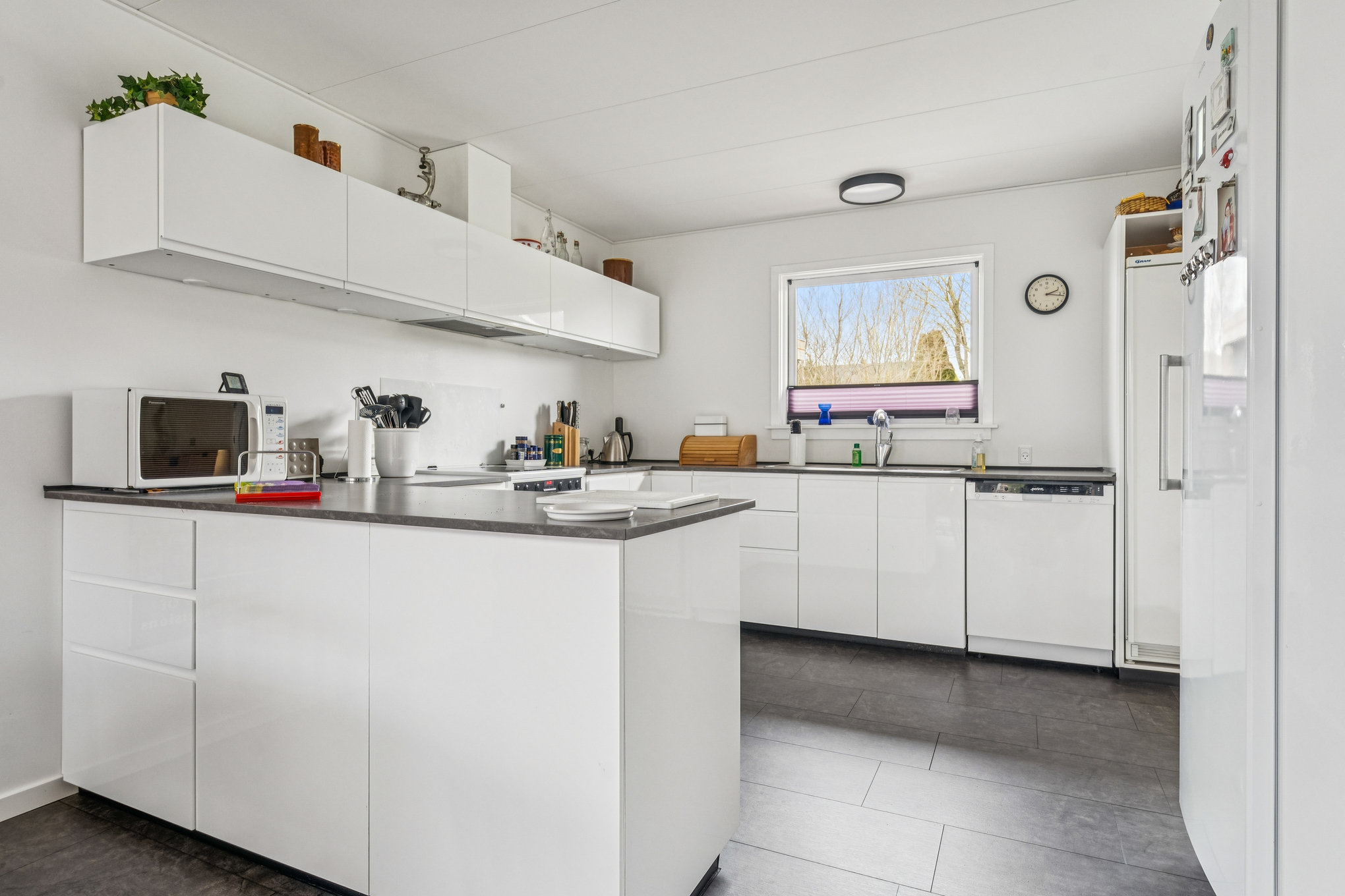 Fremhævet køkken billede i fuldskærmstilstand. Billede af Pilevænget 57, 8990 Fårup