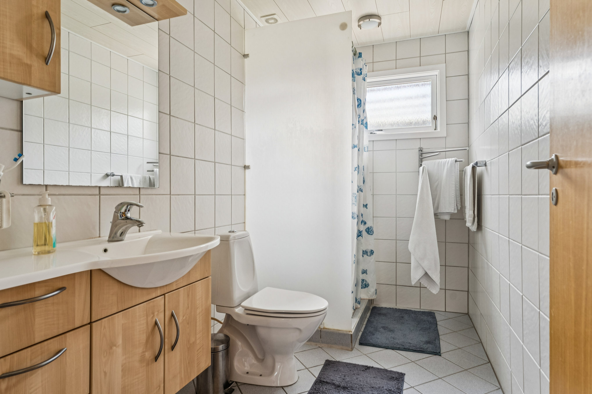 Fremhævet badeværelse billede i fuldskærmstilstand. Billede af Pilevænget 57, 8990 Fårup