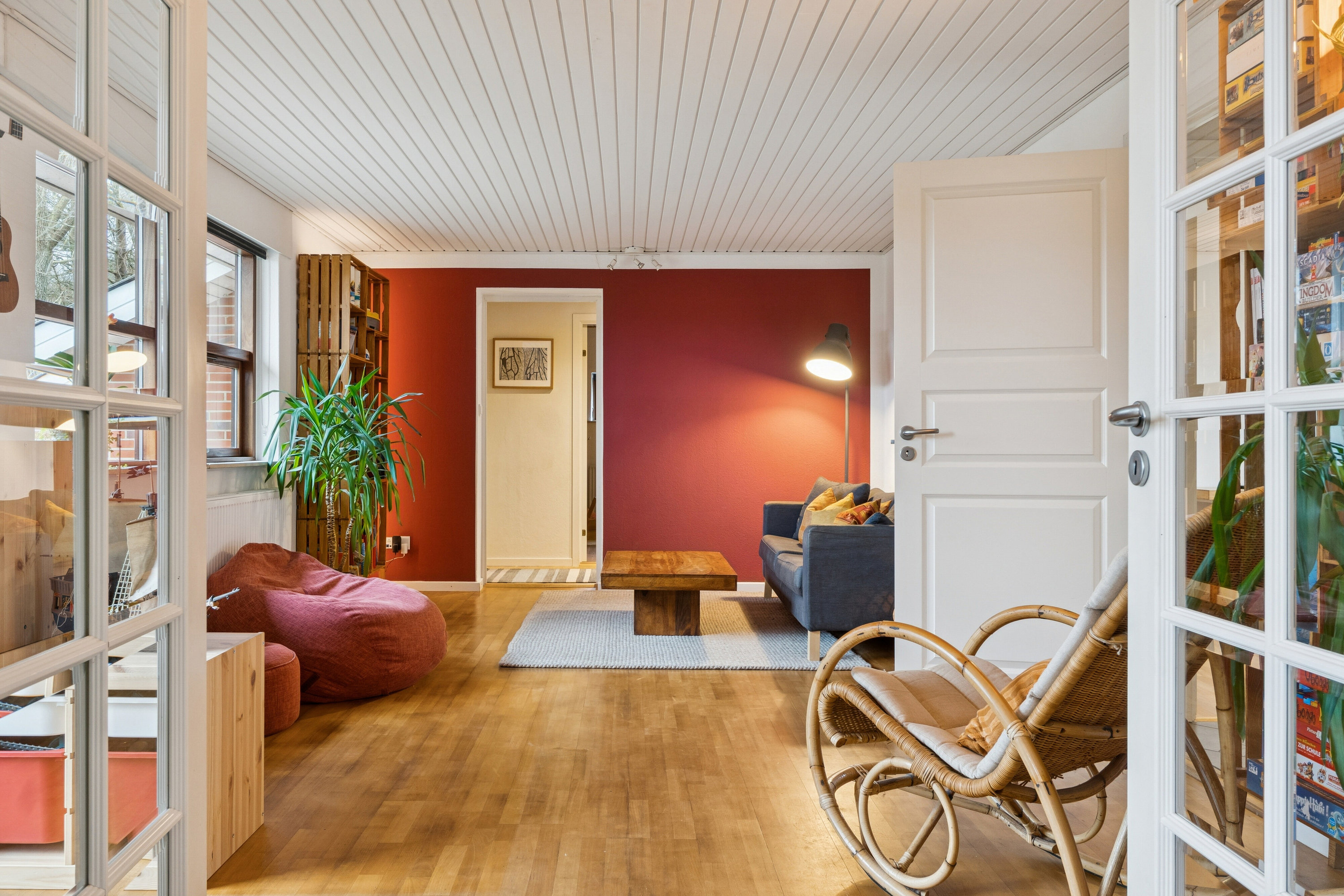 Fremhævet stue billede i fuldskærmstilstand. Billede af Uglesøvej 3D, 8600 Silkeborg