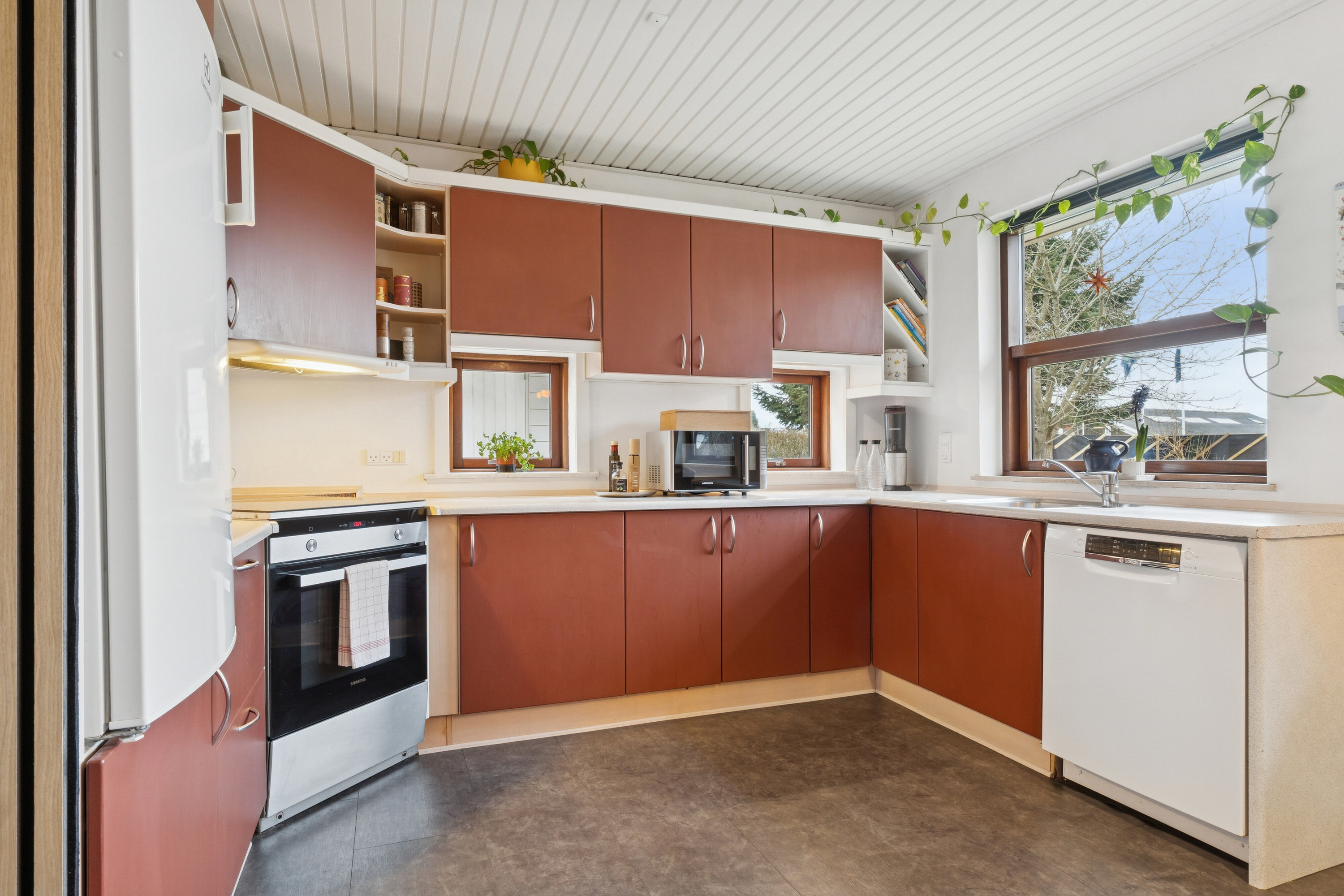 Fremhævet køkken billede i fuldskærmstilstand. Billede af Uglesøvej 3D, 8600 Silkeborg