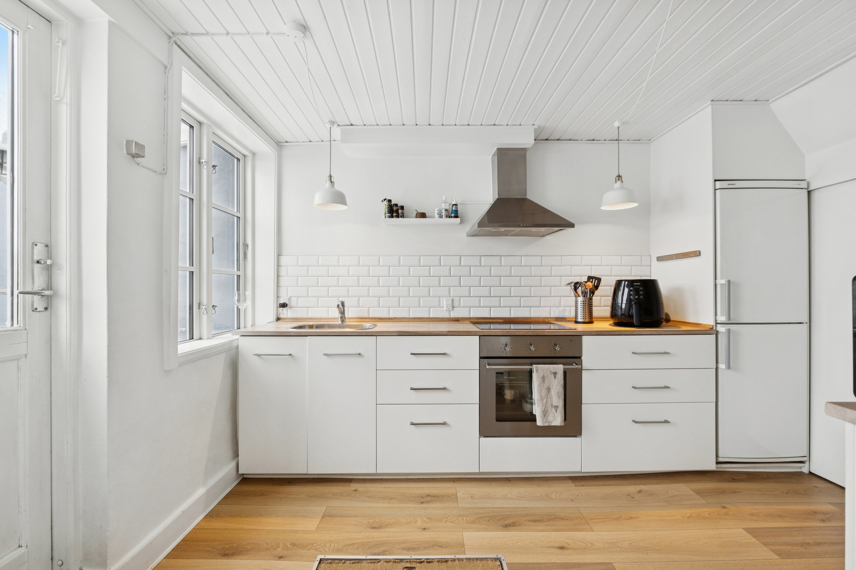 Fremhævet køkken billede i fuldskærmstilstand. Billede af Søgårdsvej 27, 5700 Svendborg