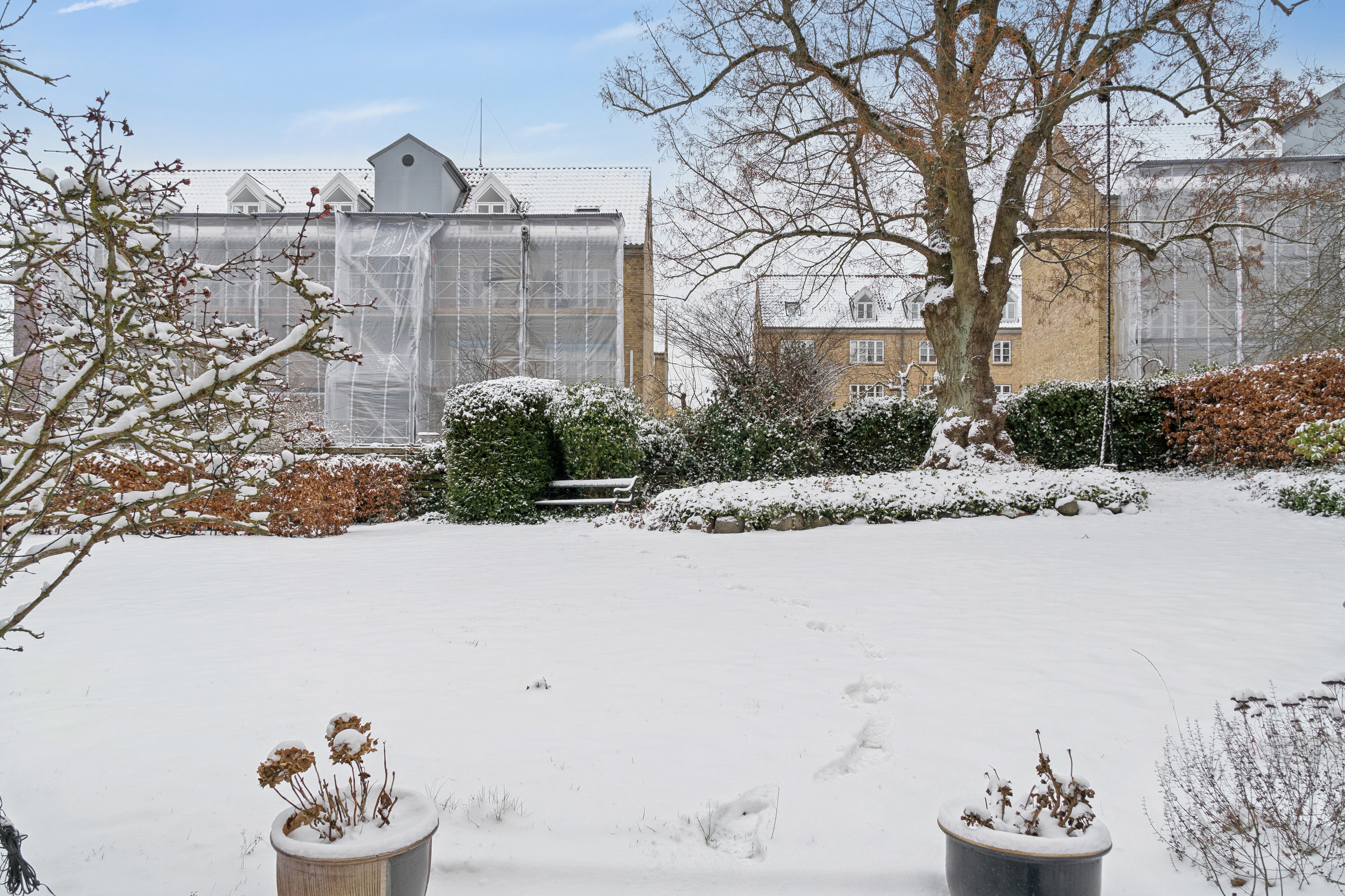 Fremhævet udendørs billede i fuldskærmstilstand. Billede af Kornerups Vænge 6, 3. th., 4000 Roskilde