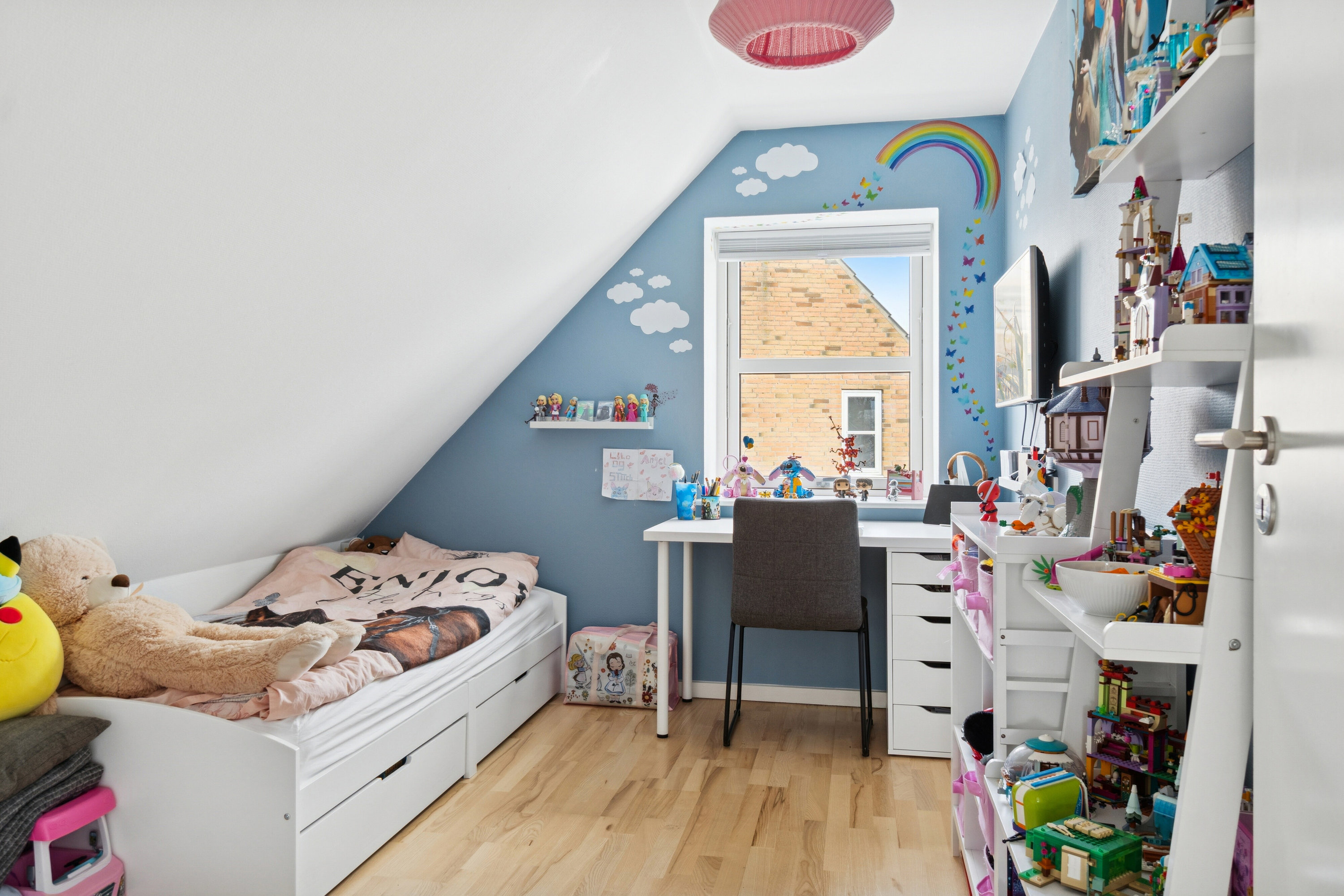 Fremhævet værelse billede i fuldskærmstilstand. Billede af Saturnvej 24, 4200 Slagelse