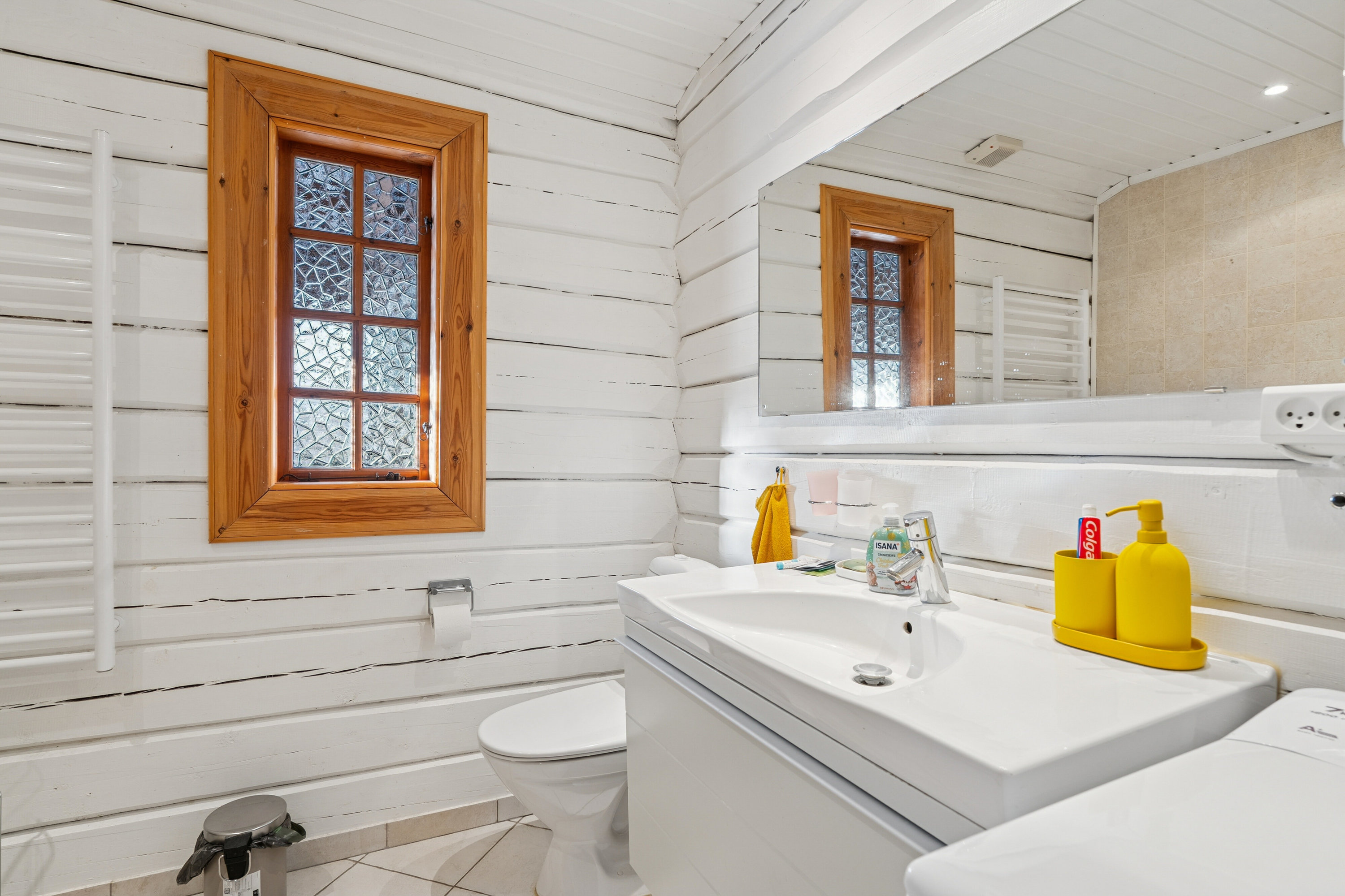 Fremhævet badeværelse billede i fuldskærmstilstand. Billede af Hybenvej 24, 3100 Hornbæk