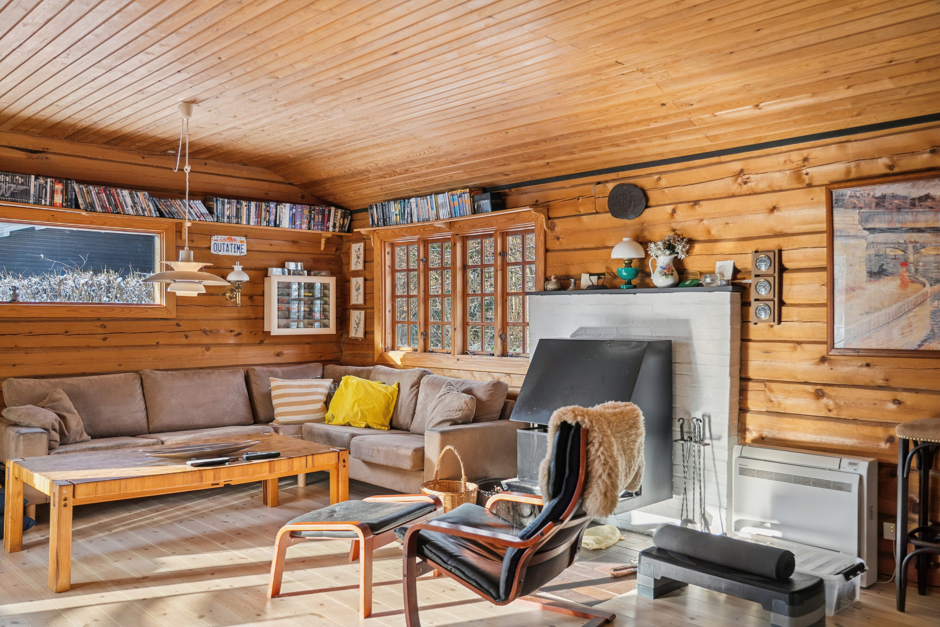 Fremhævet stue billede i fuldskærmstilstand. Billede af Hybenvej 24, 3100 Hornbæk