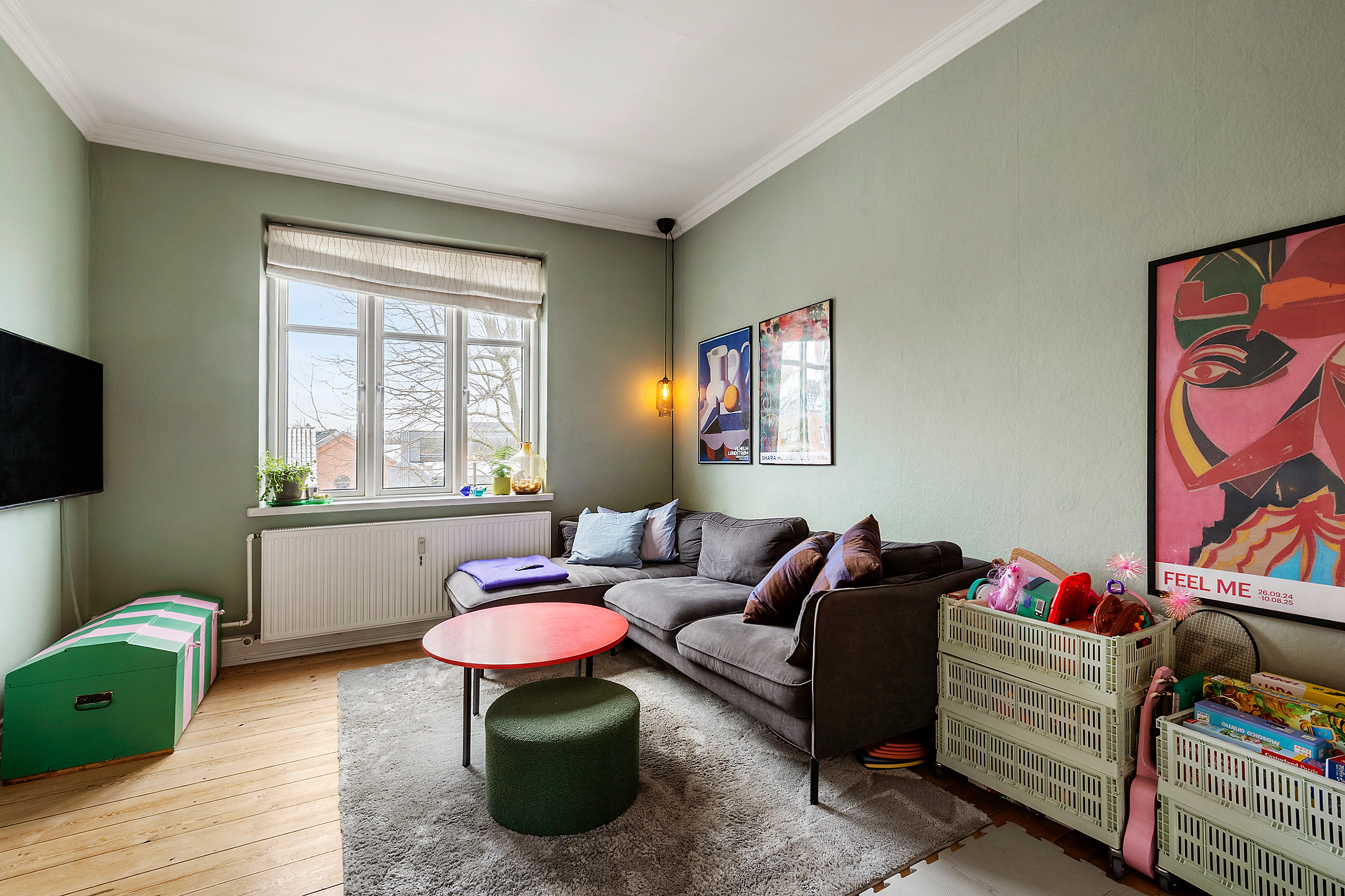 Fremhævet stue billede i fuldskærmstilstand. Billede af Roersvej 11, 2. tv., 5000 Odense C