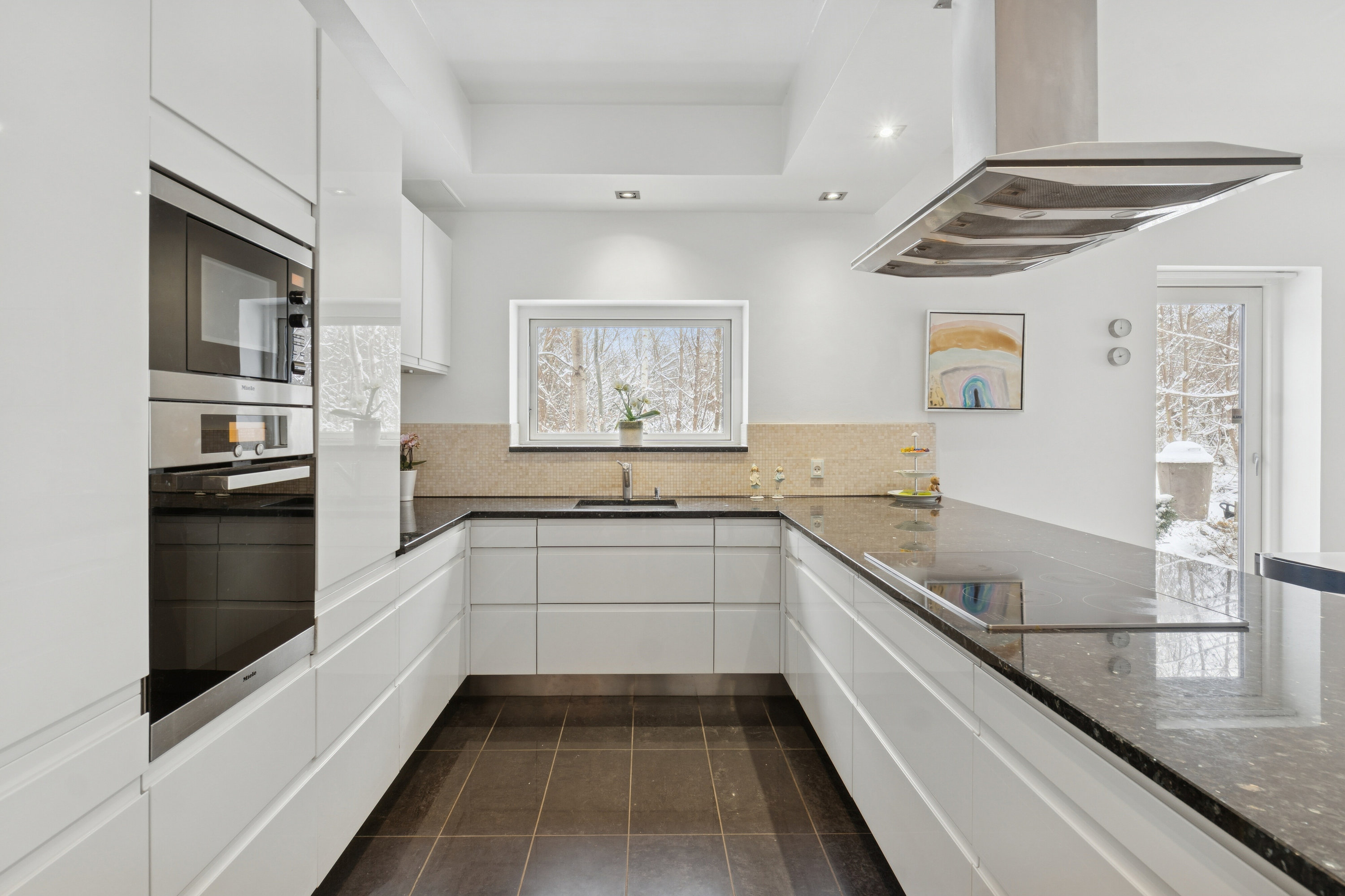 Fremhævet køkken billede i fuldskærmstilstand. Billede af Stisager 88A, 2600 Glostrup