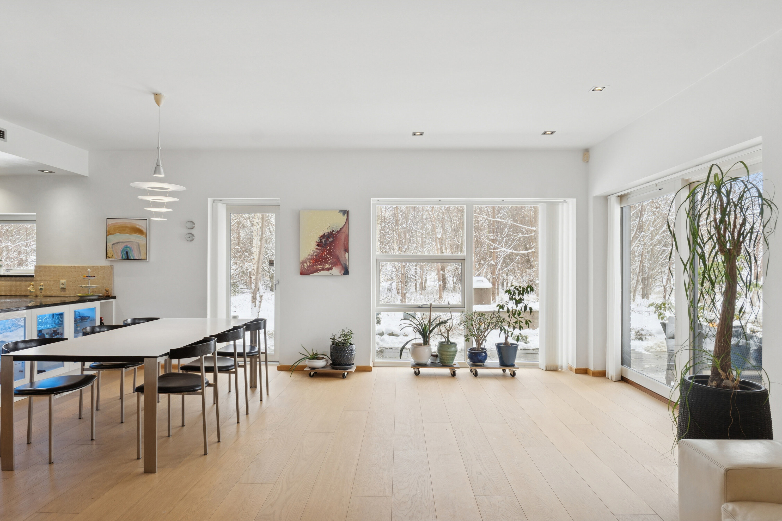 Fremhævet spisestue billede i fuldskærmstilstand. Billede af Stisager 88A, 2600 Glostrup