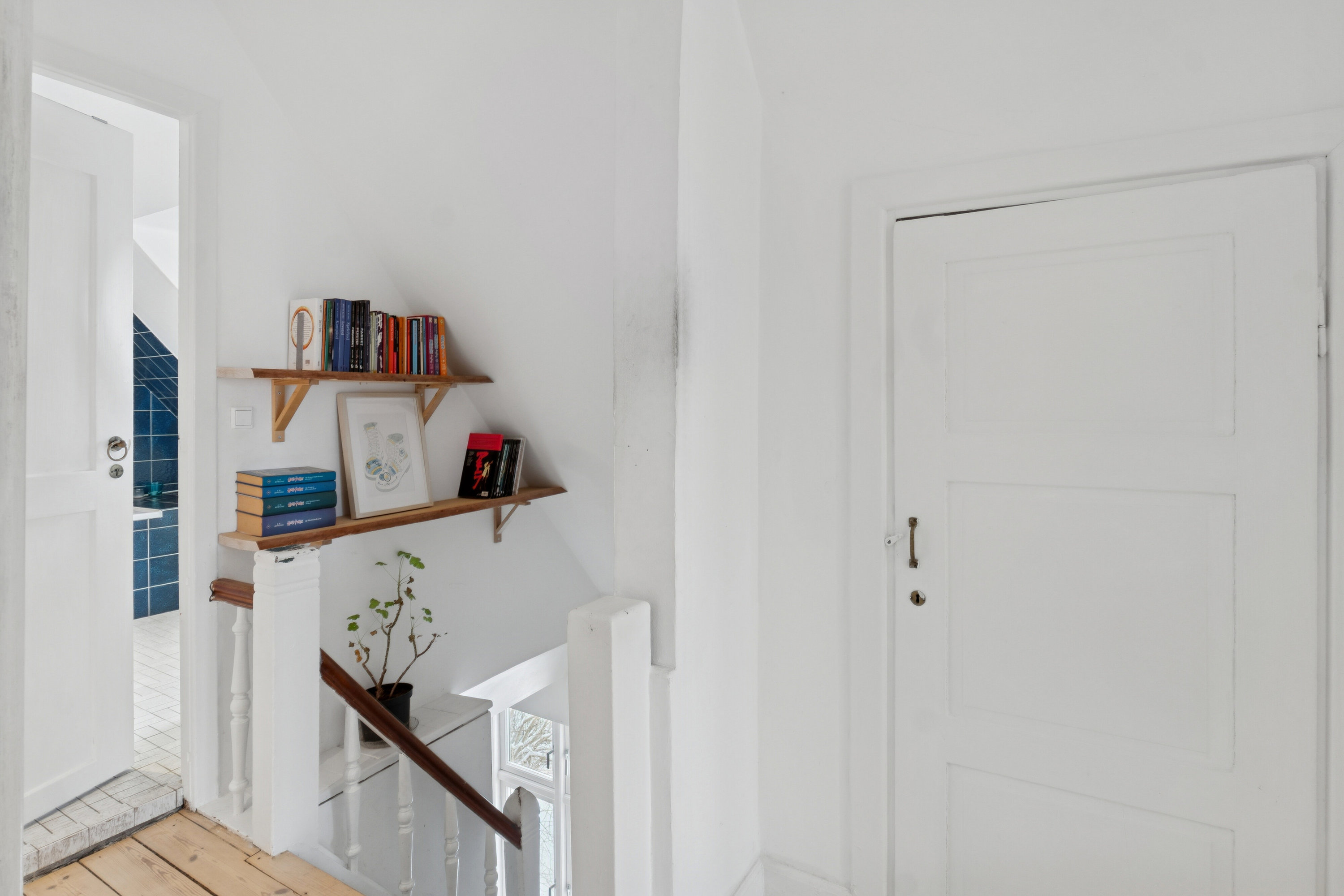 Fremhævet gang billede i fuldskærmstilstand. Billede af Jyllingevej 175, 2610 Rødovre