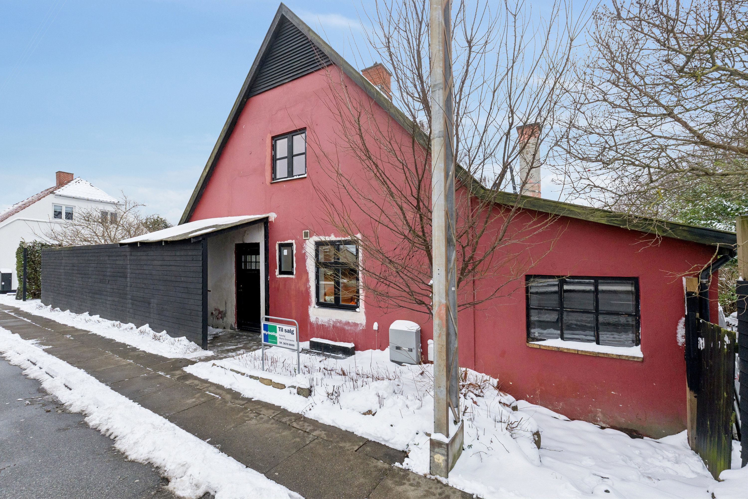 Fremhævet set fra vejen billede i fuldskærmstilstand. Billede af Jyllingevej 175, 2610 Rødovre