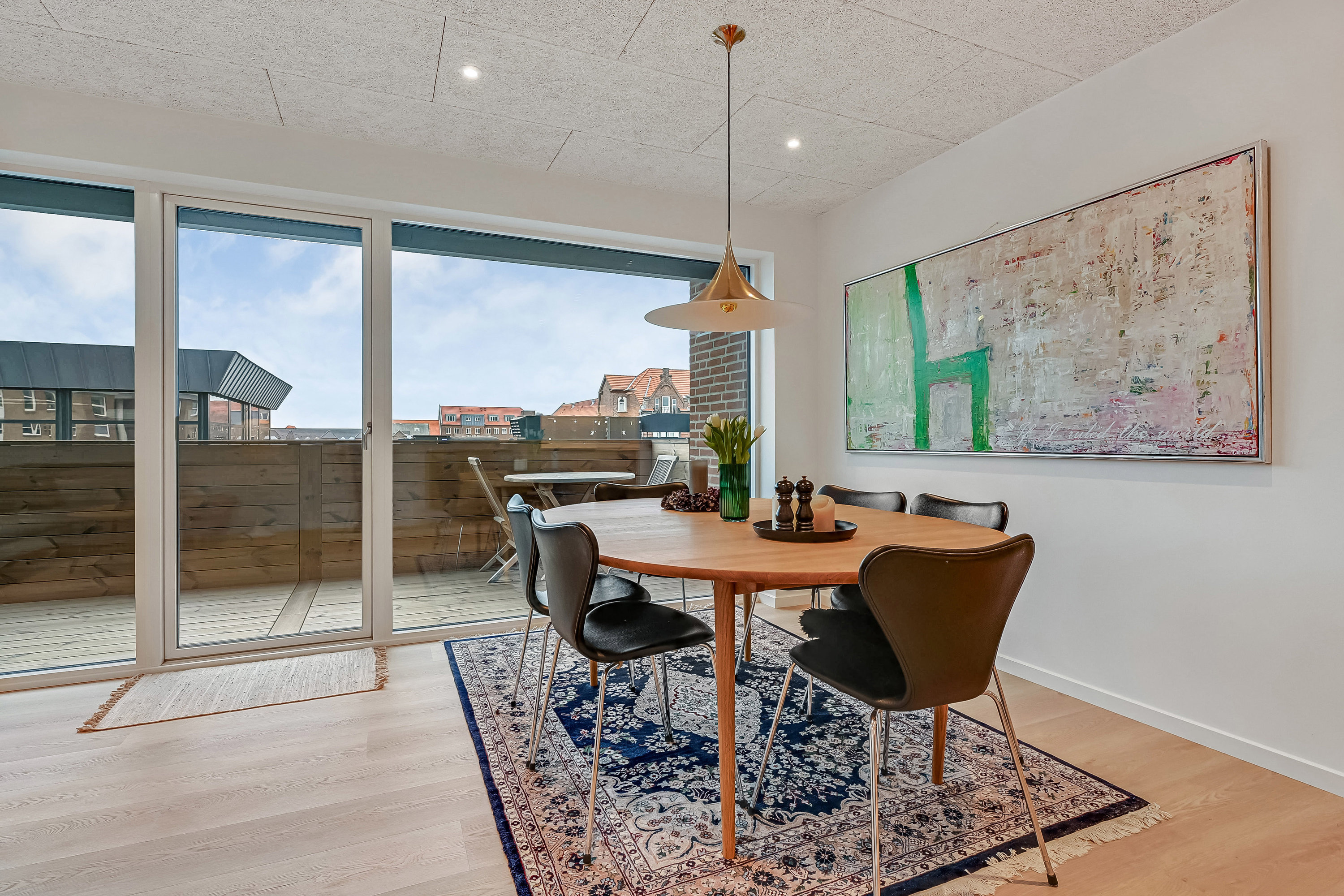 Fremhævet stue billede i fuldskærmstilstand. Billede af Strandbygade 22, 1. 1., 6700 Esbjerg