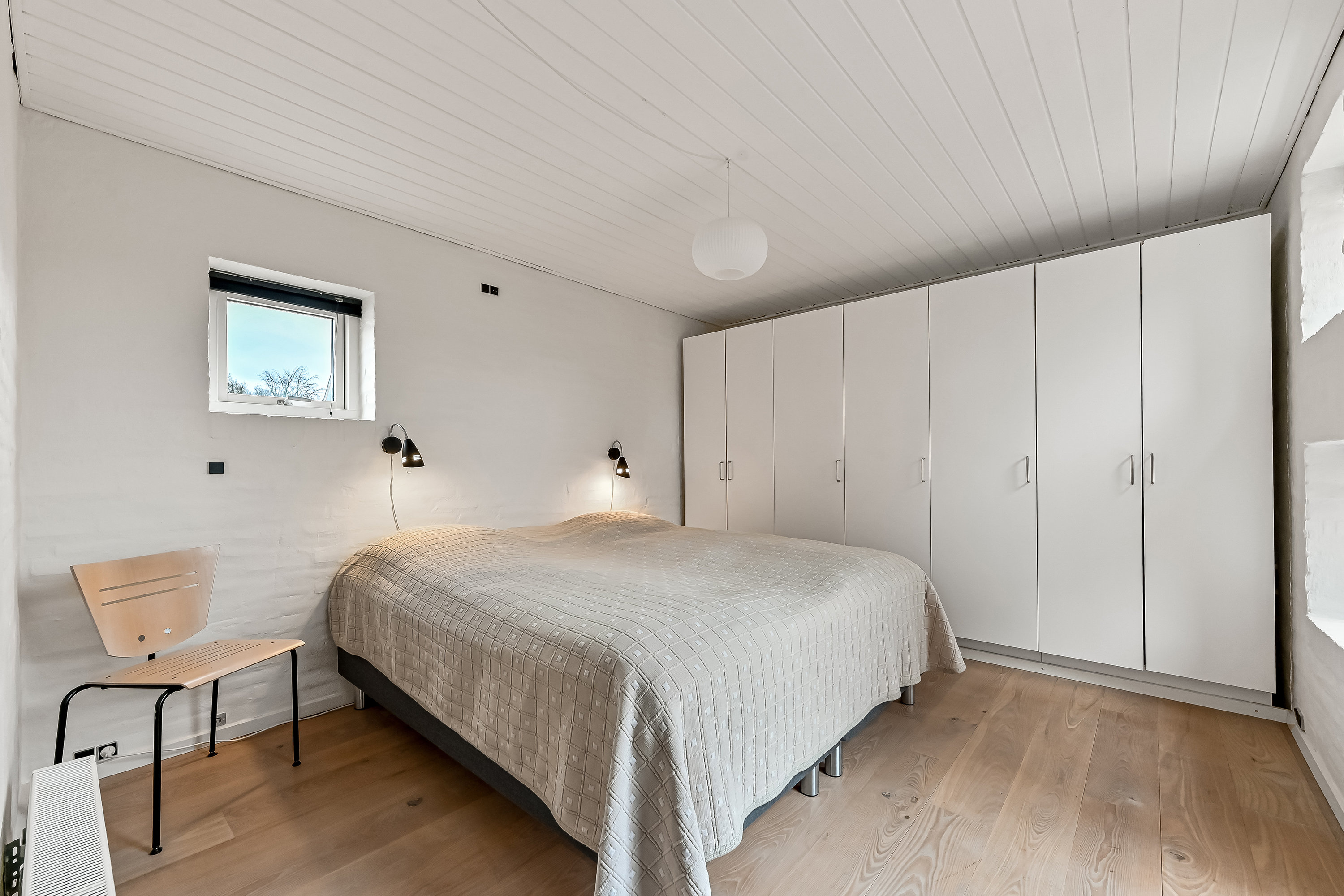 Fremhævet soveværelse billede i fuldskærmstilstand. Billede af Præstegårdvænget 19, 7451 Sunds