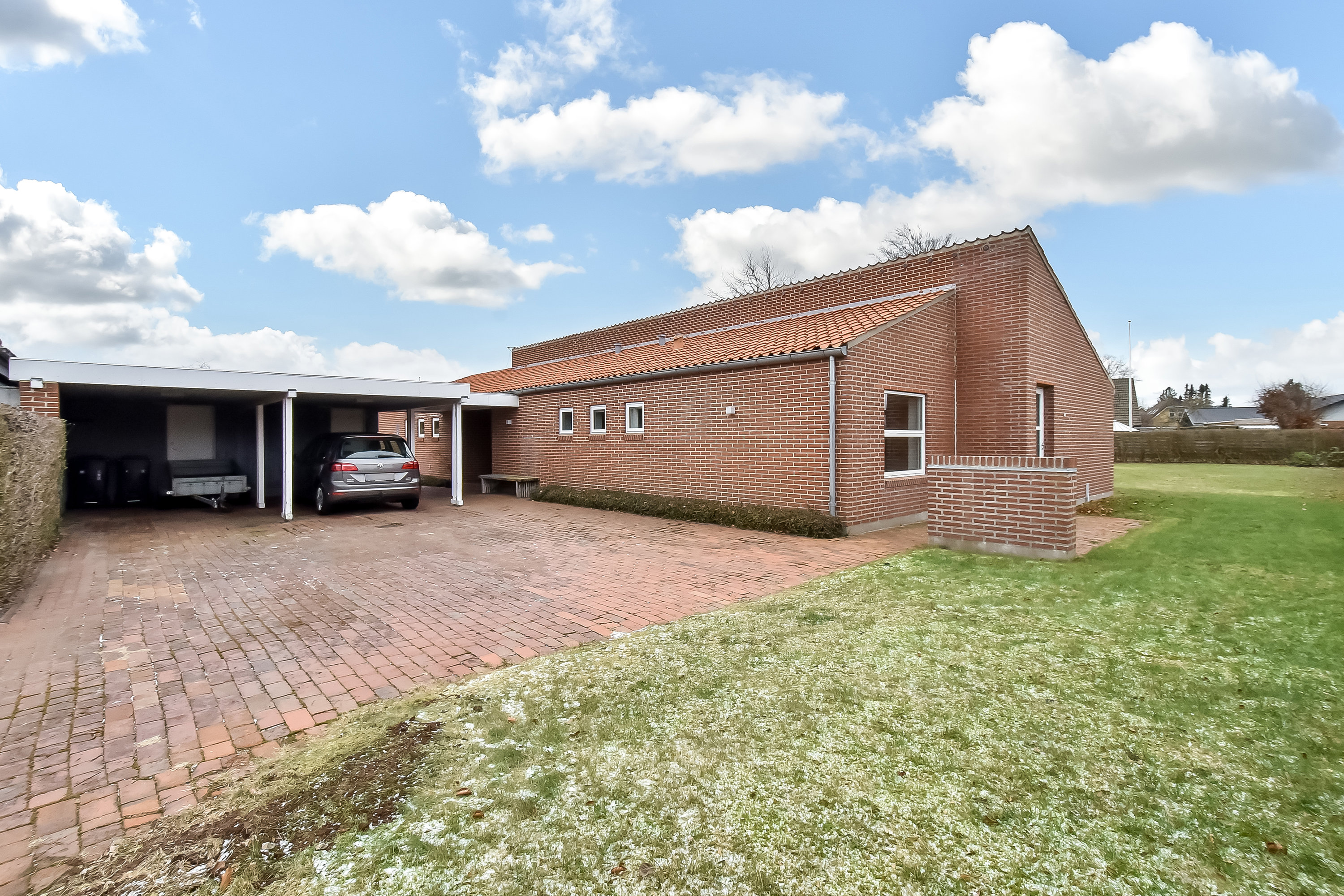 Fremhævet ejendommen billede i fuldskærmstilstand. Billede af Præstegårdvænget 19, 7451 Sunds