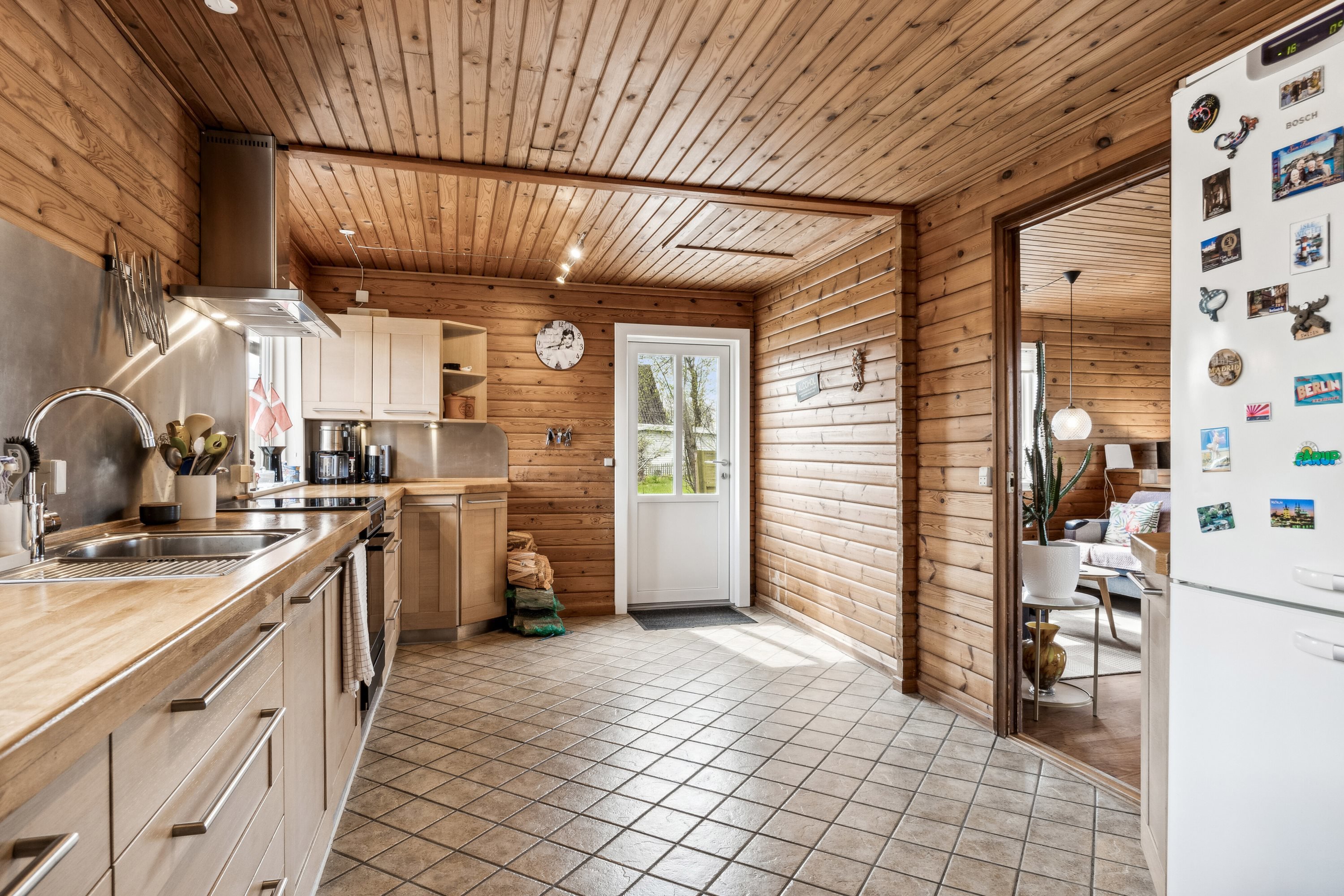 Fremhævet  billede i fuldskærmstilstand. Billede af Skovbovej 1, Sønderskov, 9800 Hjørring