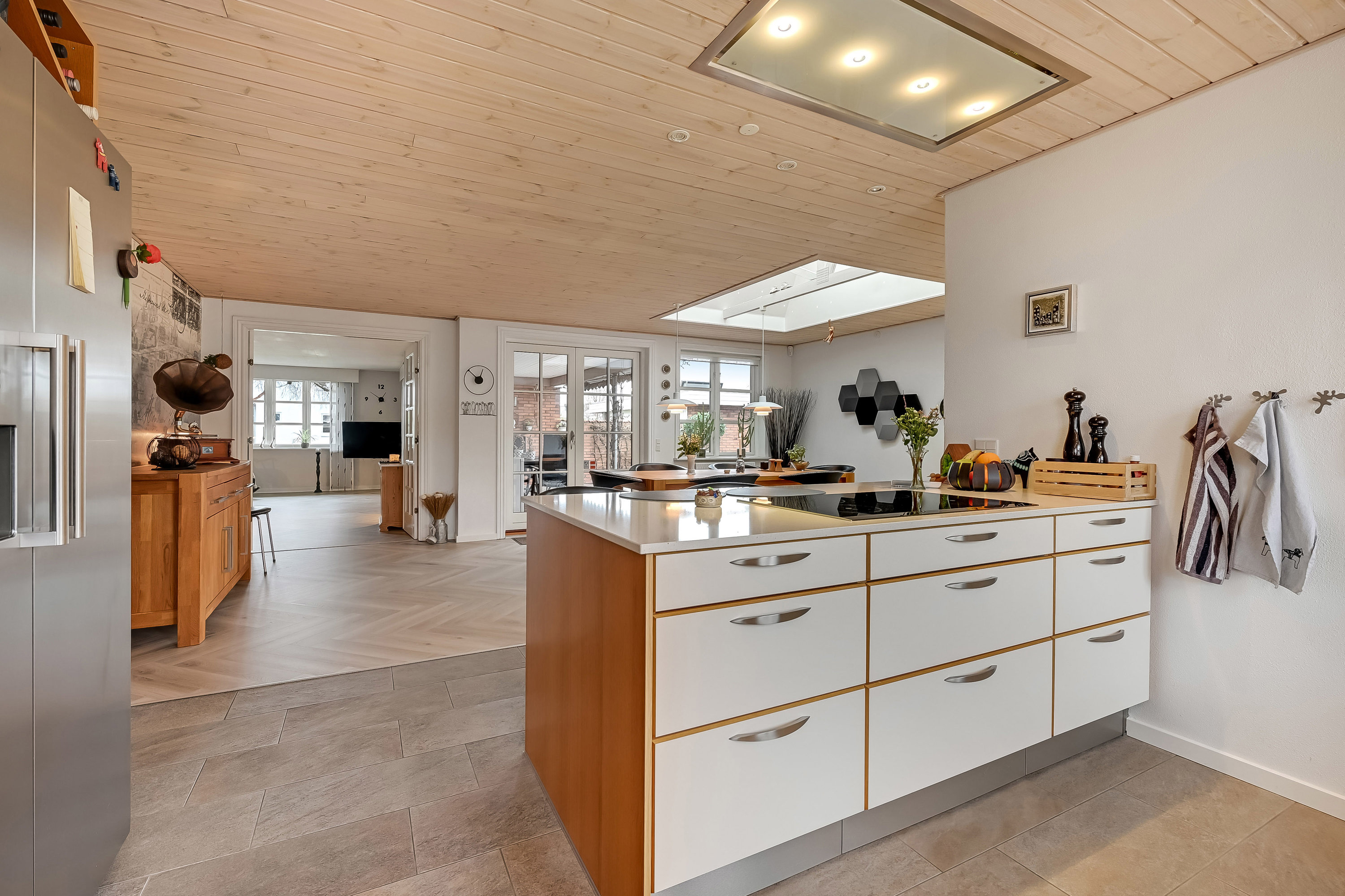 Fremhævet køkken billede i fuldskærmstilstand. Billede af Rønnevej 2, 6710 Esbjerg V