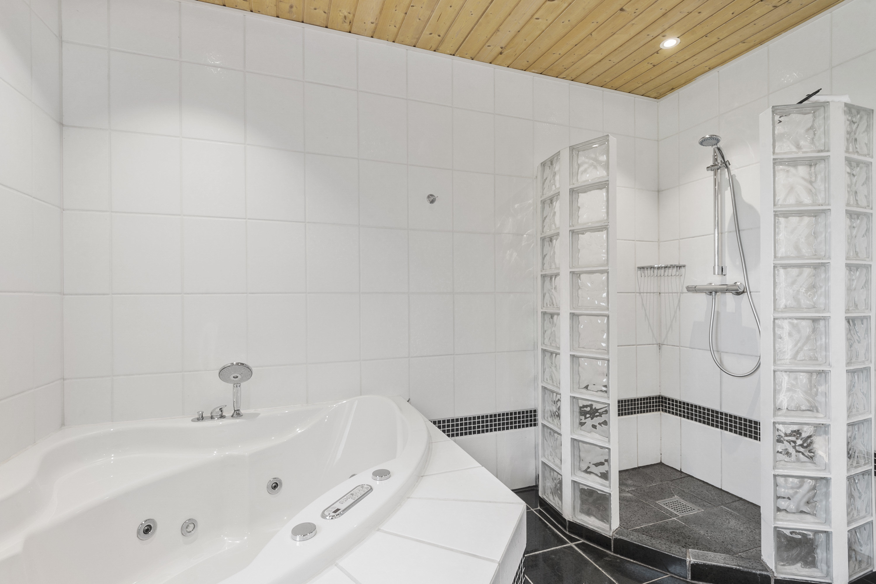 Fremhævet  billede i fuldskærmstilstand. Billede af Alkevej 8, 4671 Strøby