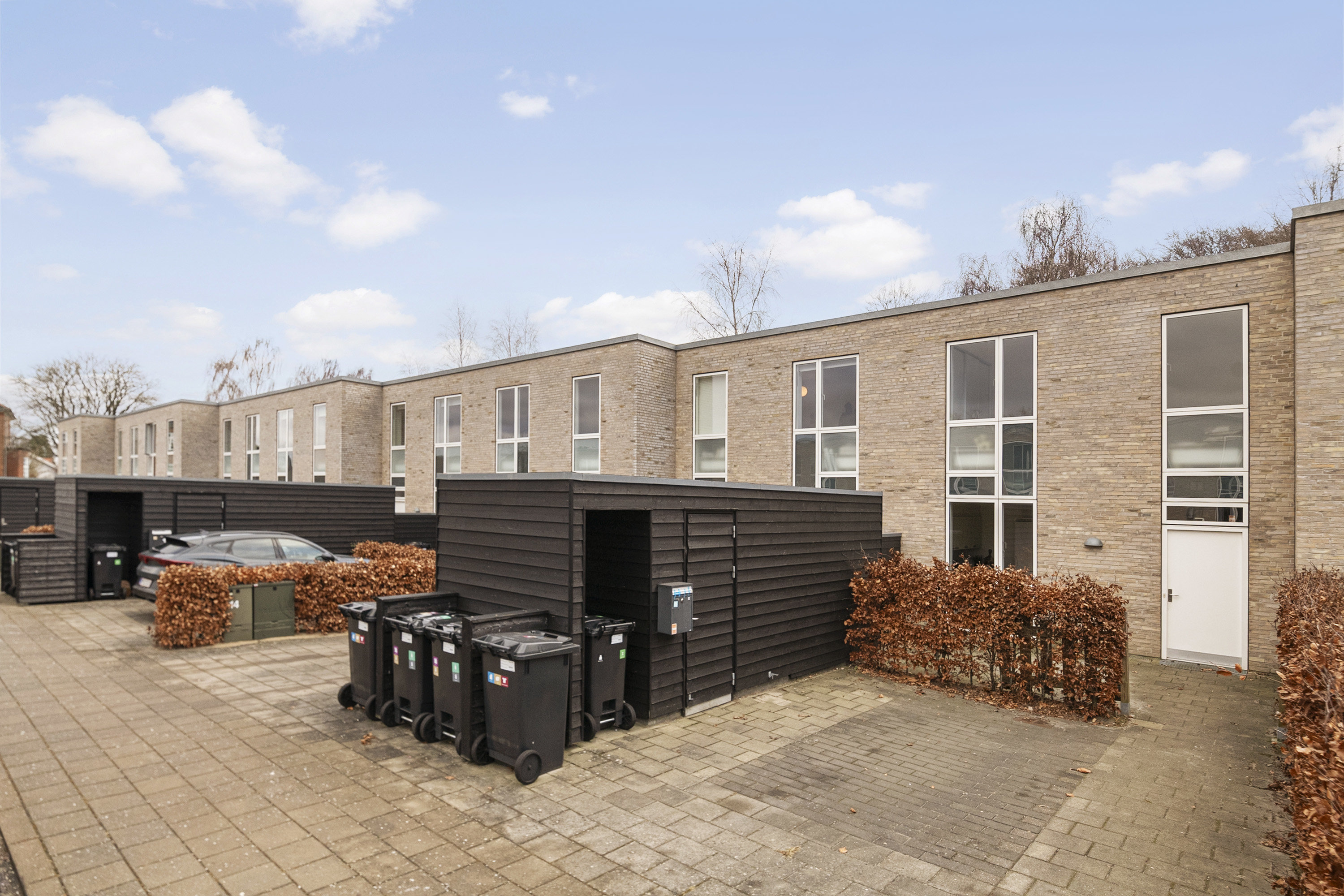 Fremhævet ejendommen billede i fuldskærmstilstand. Billede af Gustav Holms Vej 12, Risvangen, 8200 Aarhus N