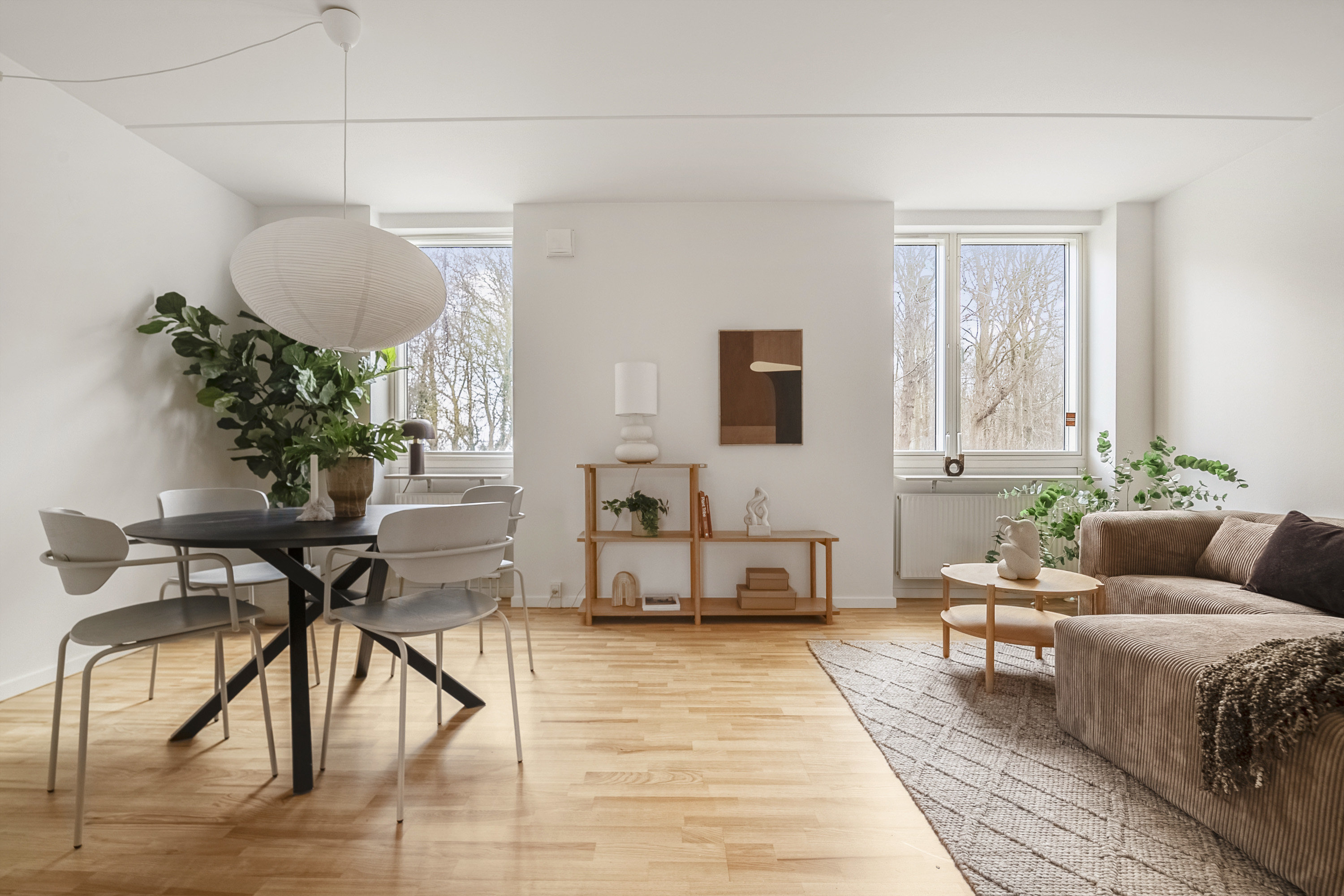 Fremhævet stue billede i fuldskærmstilstand. Billede af Gustav Holms Vej 12, Risvangen, 8200 Aarhus N