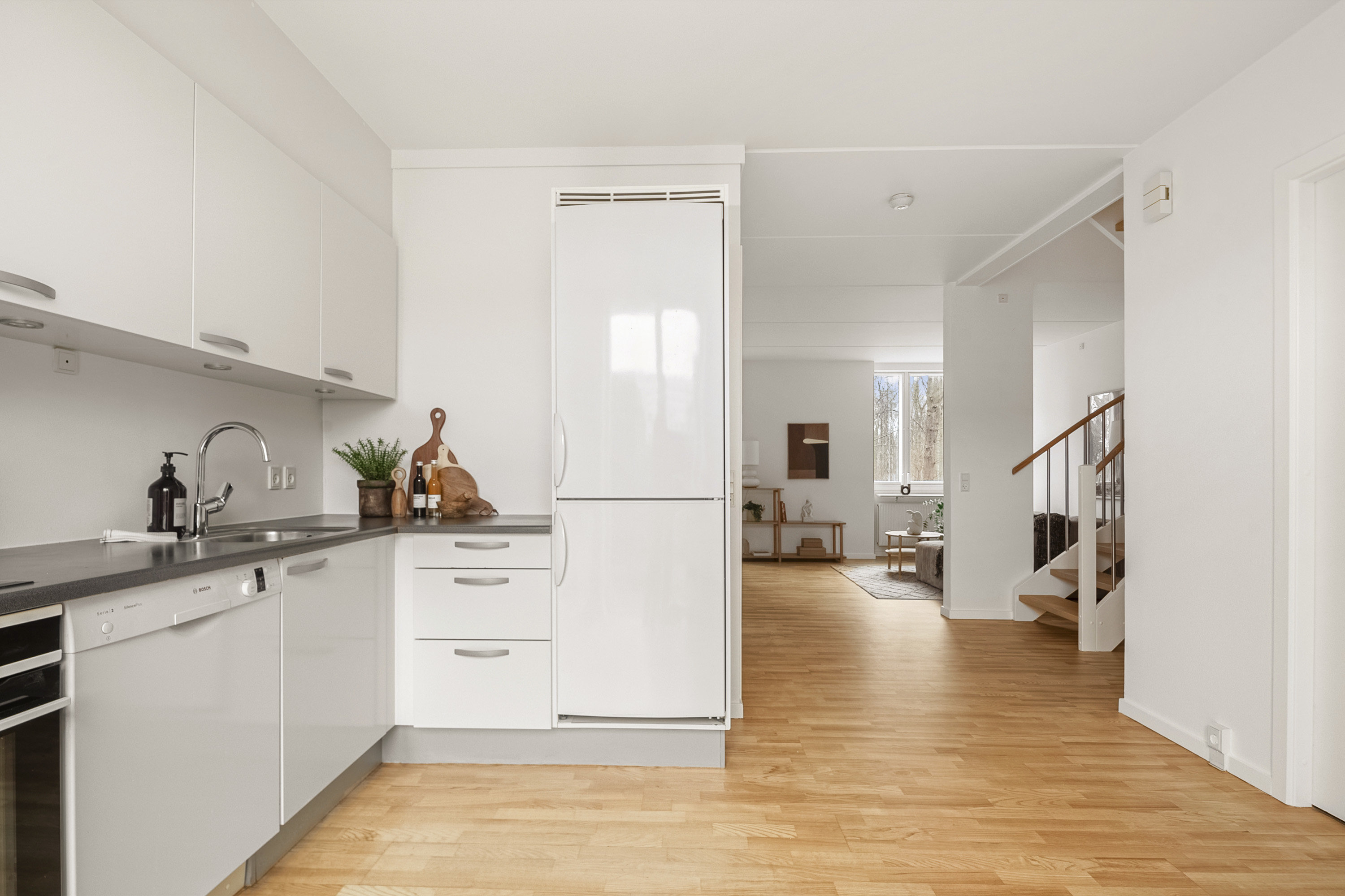 Fremhævet køkken billede i fuldskærmstilstand. Billede af Gustav Holms Vej 12, Risvangen, 8200 Aarhus N