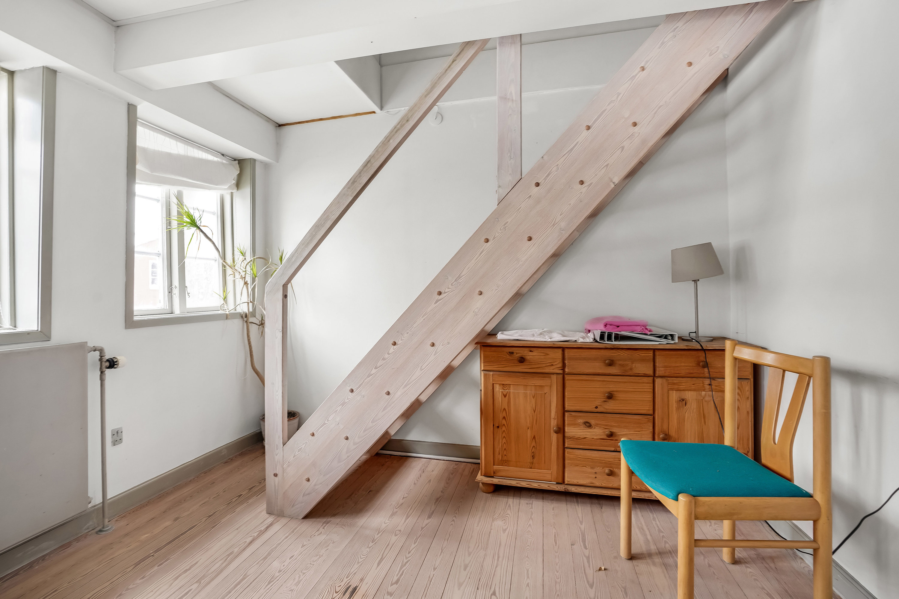 Fremhævet andet billede i fuldskærmstilstand. Billede af Ramsherred 13, 5000 Odense C