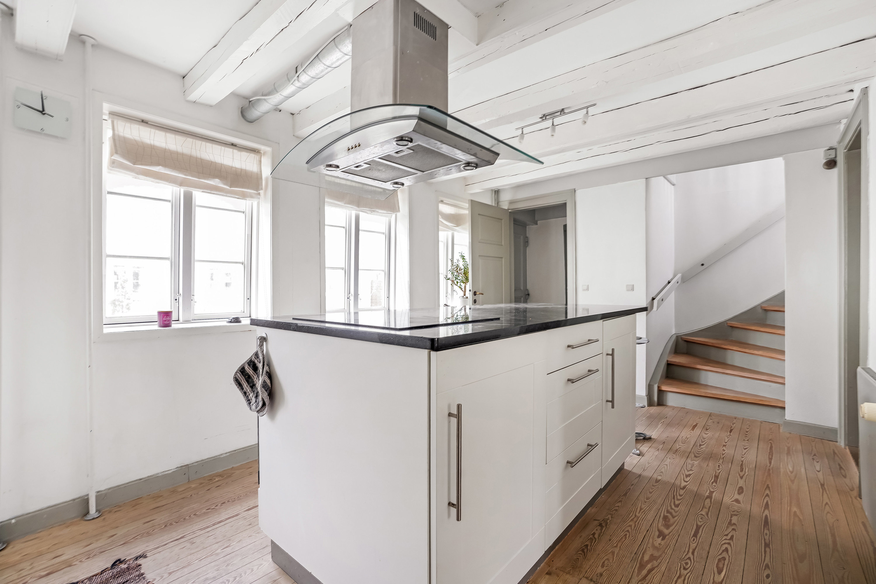 Fremhævet køkken billede i fuldskærmstilstand. Billede af Ramsherred 13, 5000 Odense C