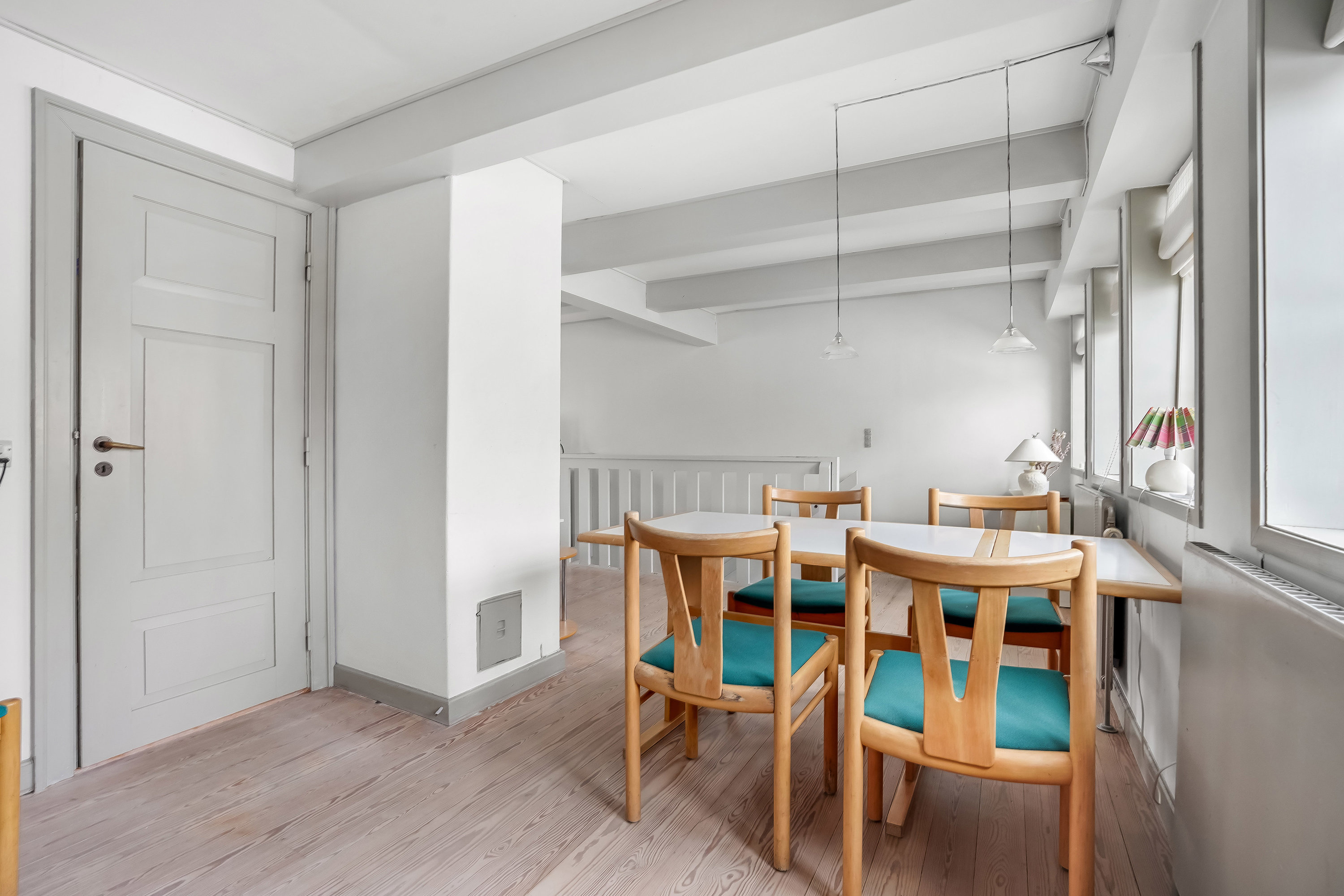 Fremhævet stue billede i fuldskærmstilstand. Billede af Ramsherred 13, 5000 Odense C