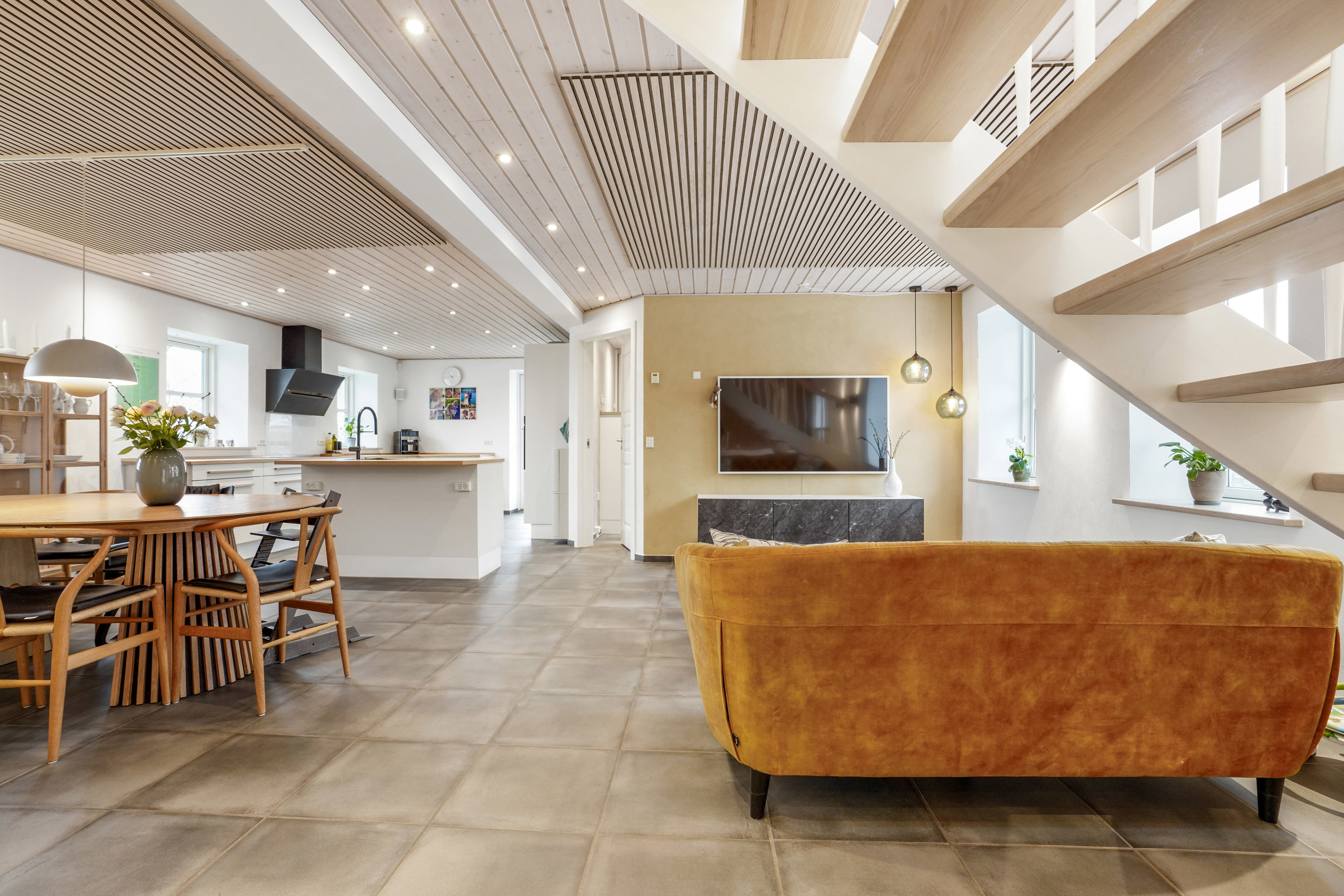 Fremhævet køkken billede i fuldskærmstilstand. Billede af Ådalvej 52, Ildved, 7160 Tørring