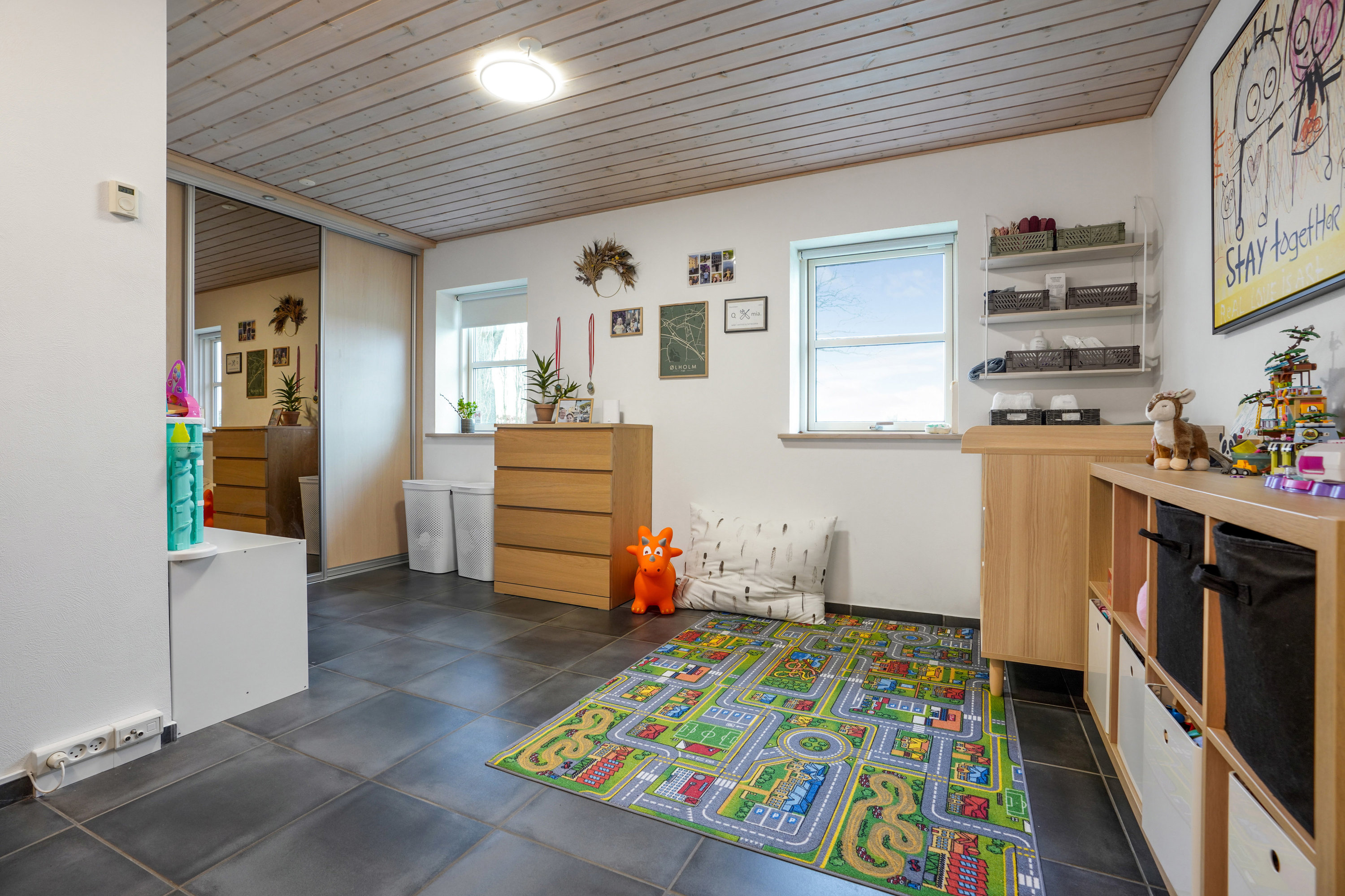 Fremhævet værelse billede i fuldskærmstilstand. Billede af Ådalvej 52, Ildved, 7160 Tørring