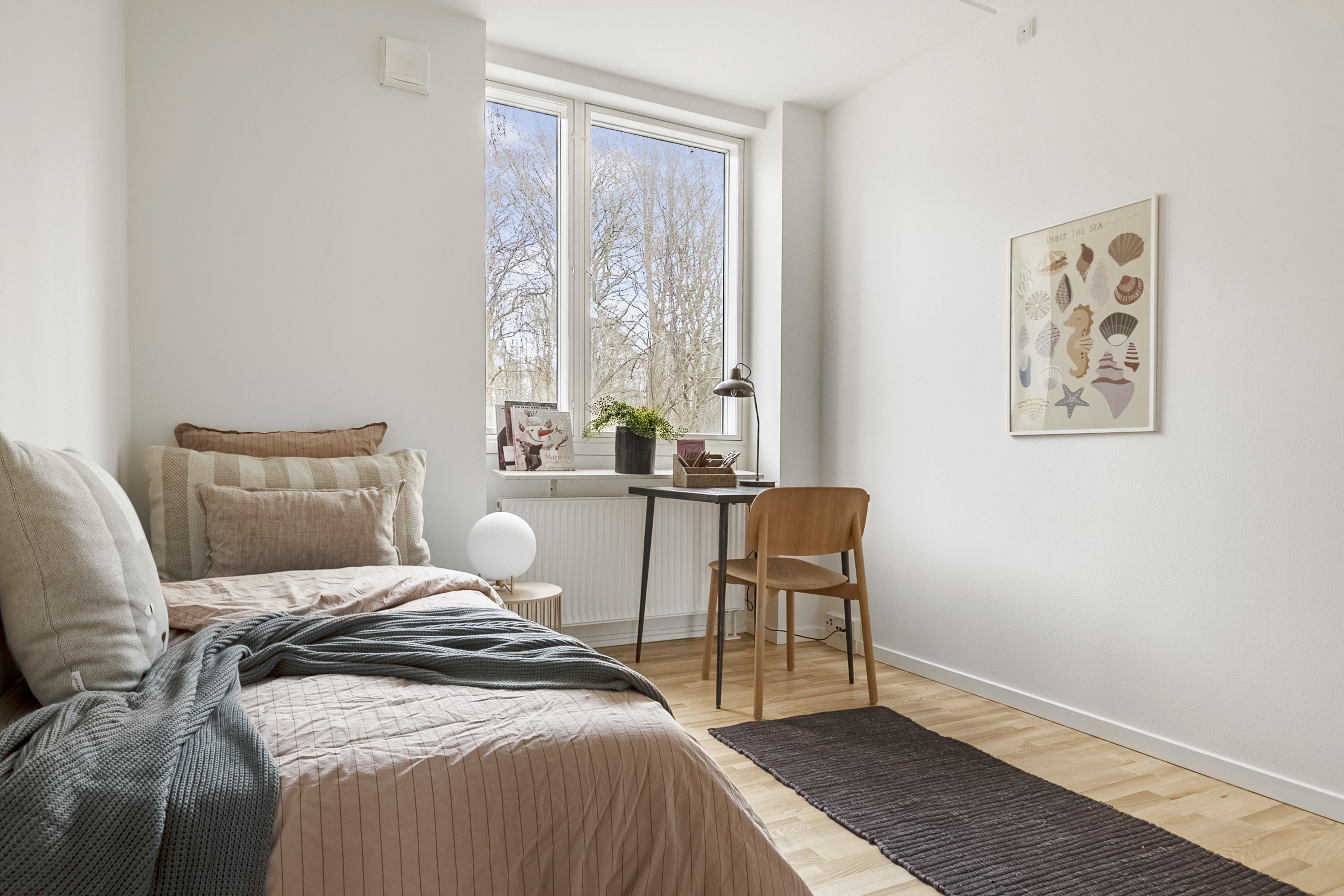 Fremhævet soveværelse billede i fuldskærmstilstand. Billede af Gustav Holms Vej 12, Risvangen, 8200 Aarhus N