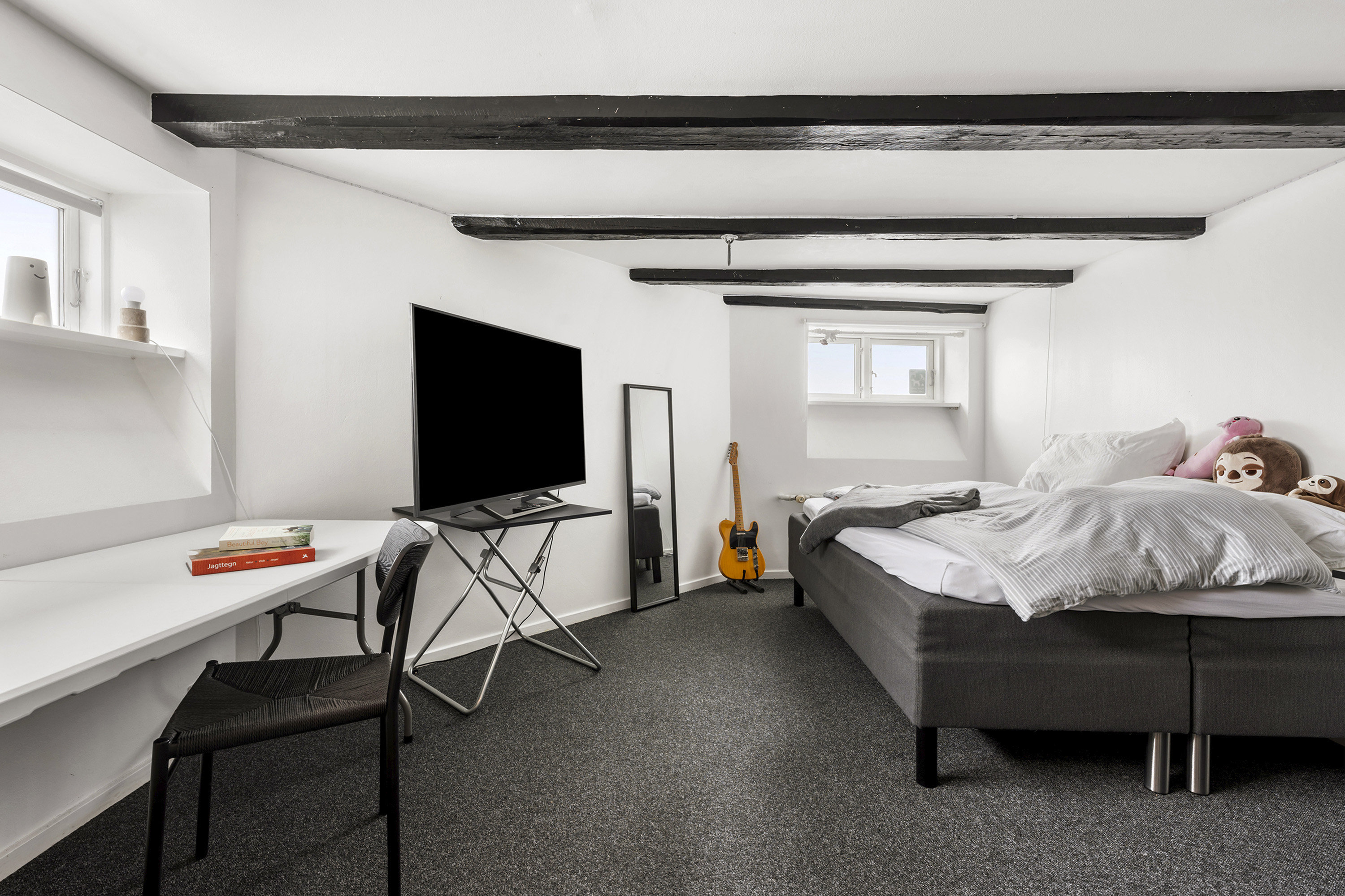 Fremhævet soveværelse billede i fuldskærmstilstand. Billede af Broholms Alle 40, st.. tv., 2920 Charlottenlund