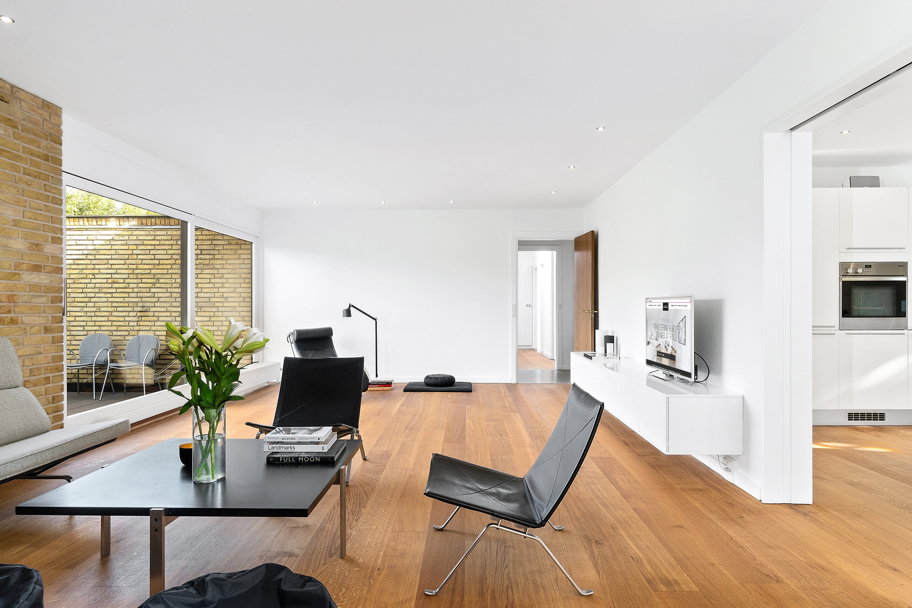 Fremhævet opholdsstue billede i fuldskærmstilstand. Billede af Hvidegårdsparken 68, 2800 Kongens Lyngby