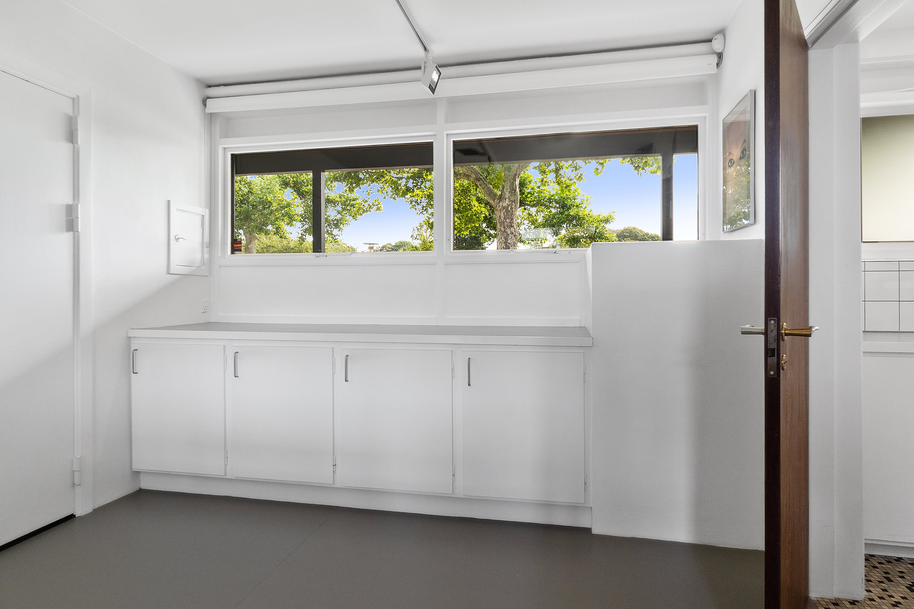 Fremhævet stue billede i fuldskærmstilstand. Billede af Hvidegårdsparken 68, 2800 Kongens Lyngby