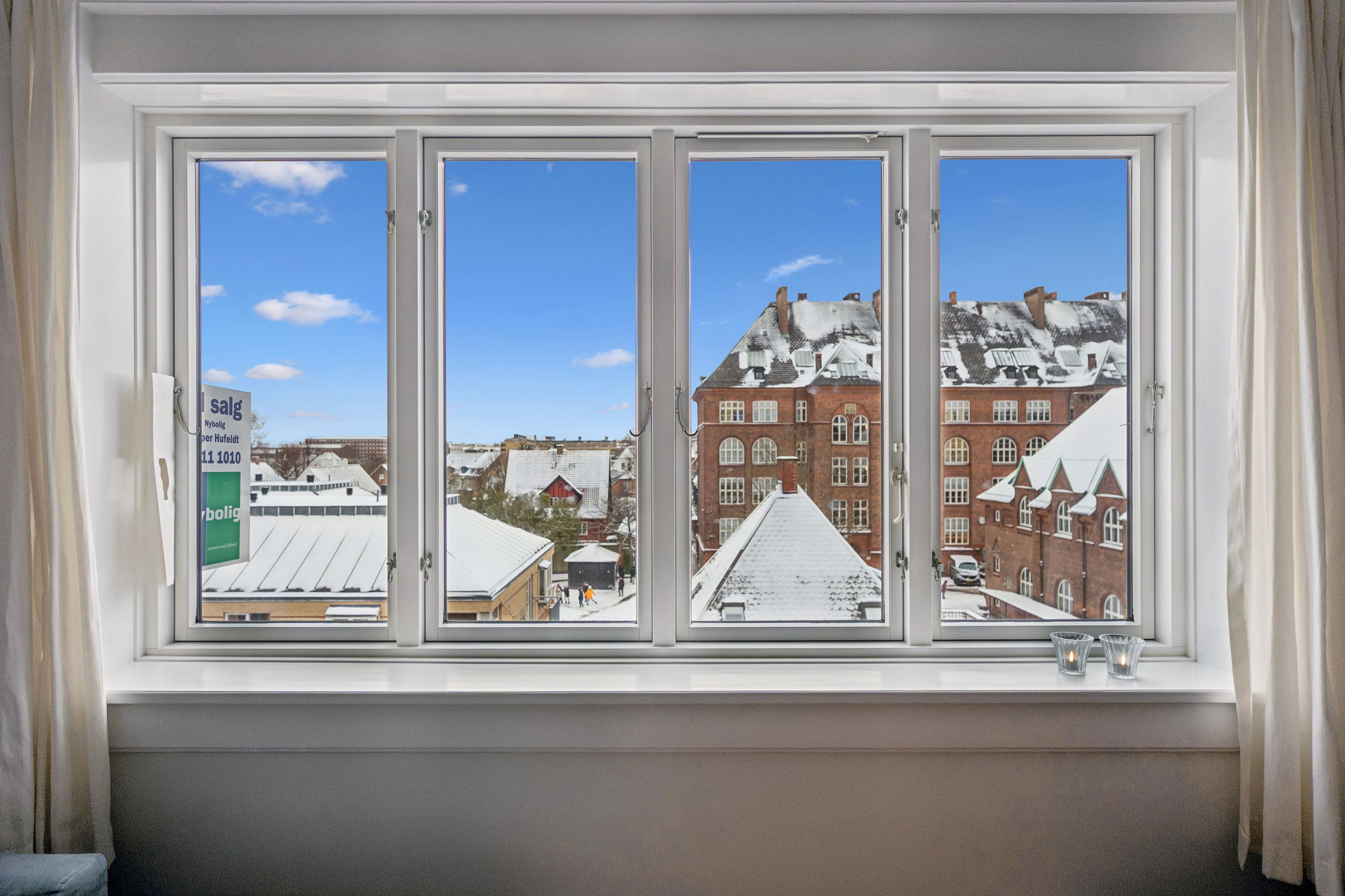 Fremhævet andet billede i fuldskærmstilstand. Billede af Duevej 46, 3. tv., 2000 Frederiksberg