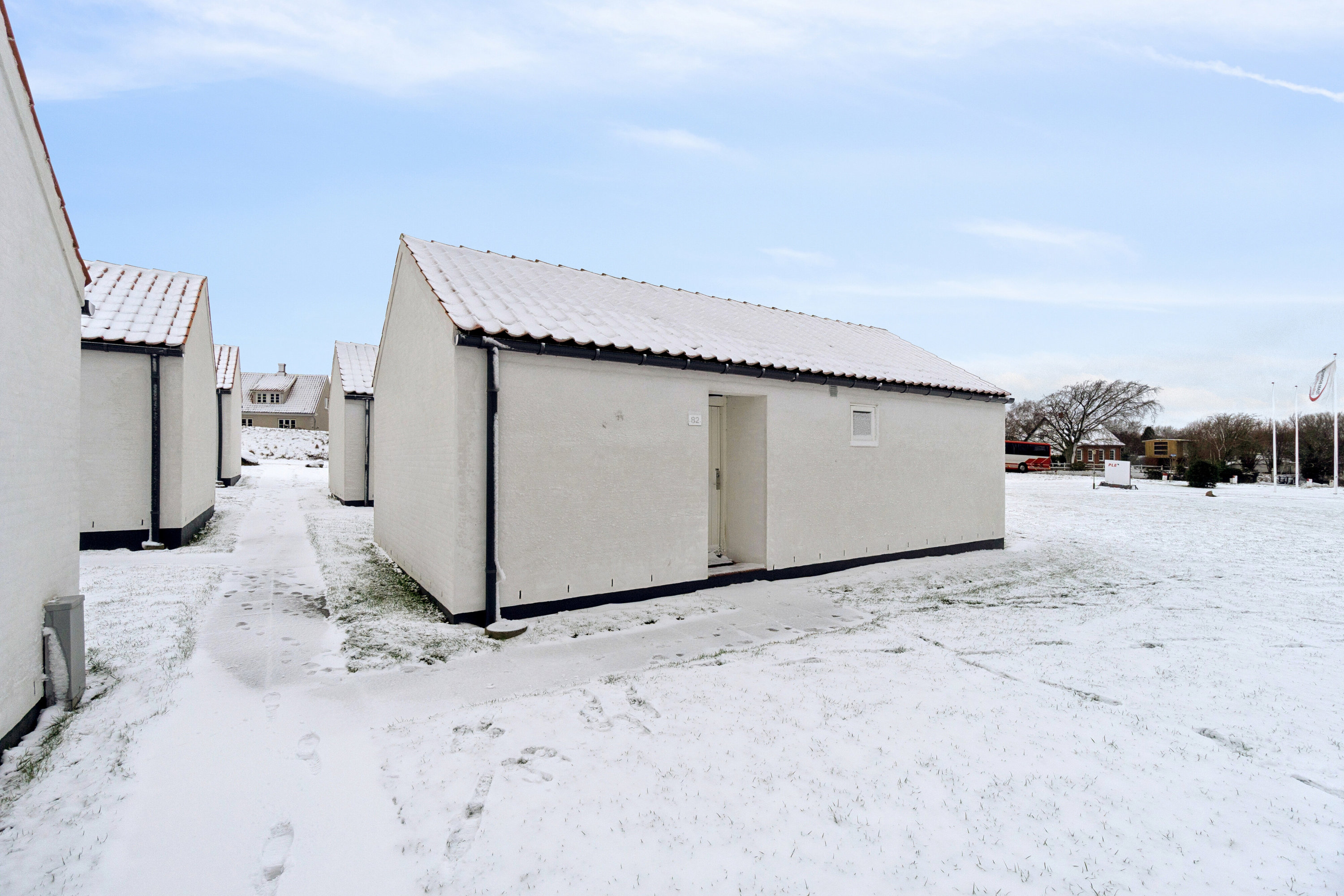 Fremhævet set fra vejen billede i fuldskærmstilstand. Billede af Genvej 4, 82., 3770 Allinge