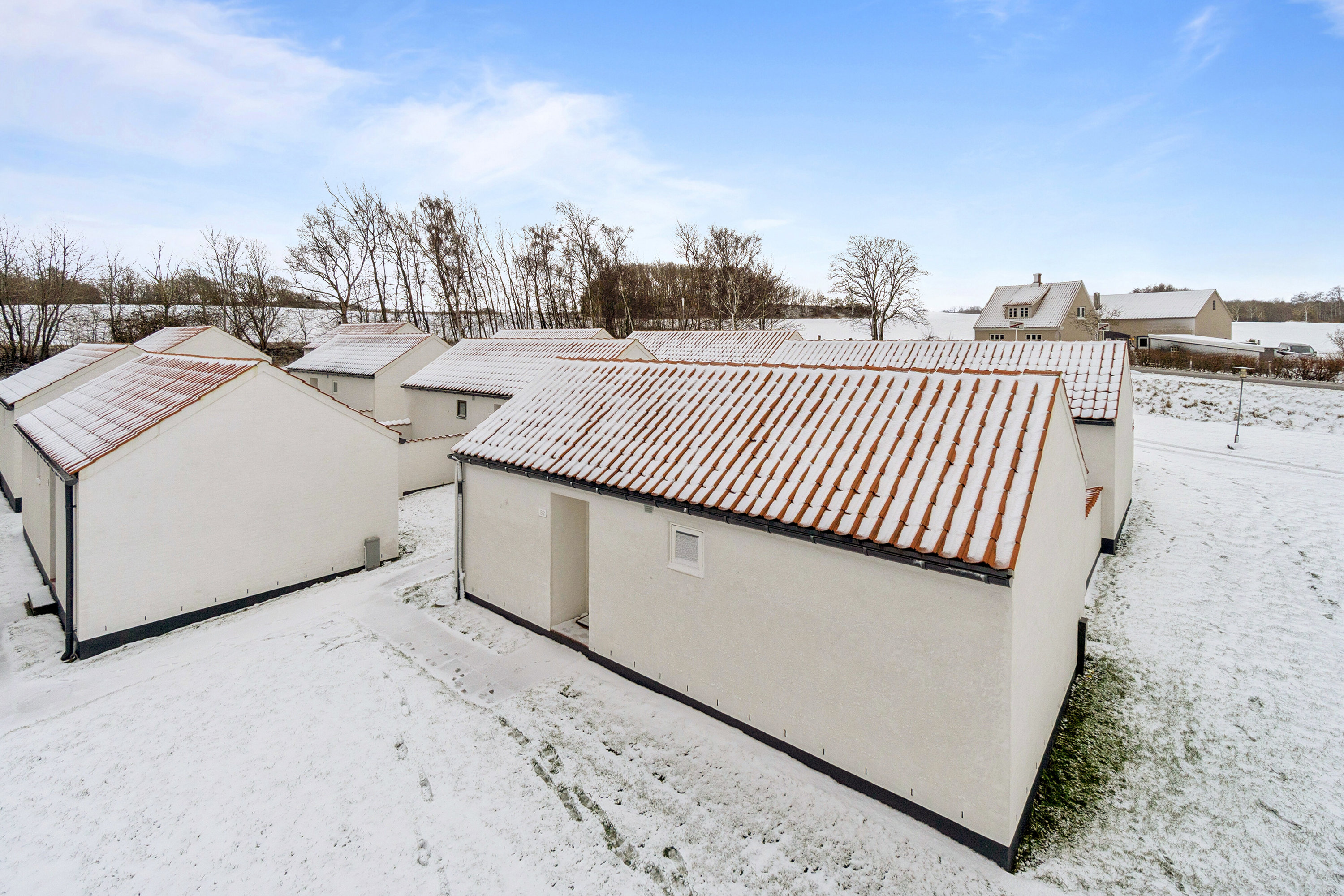 Fremhævet set fra vejen billede i fuldskærmstilstand. Billede af Genvej 4, 82., 3770 Allinge