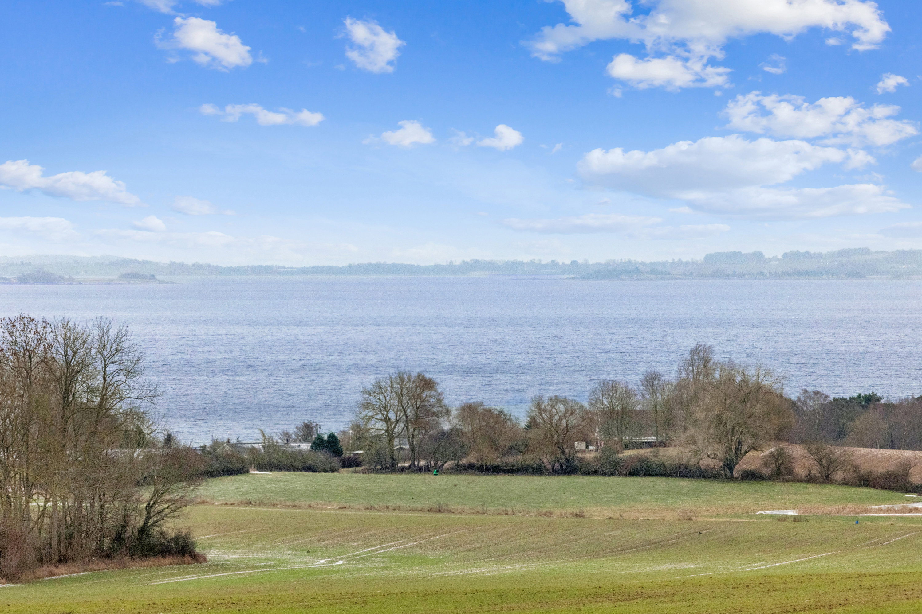 Fremhævet udsigt billede i fuldskærmstilstand. Billede af Østergårdsvej 24, Ugelbølle, 8410 Rønde