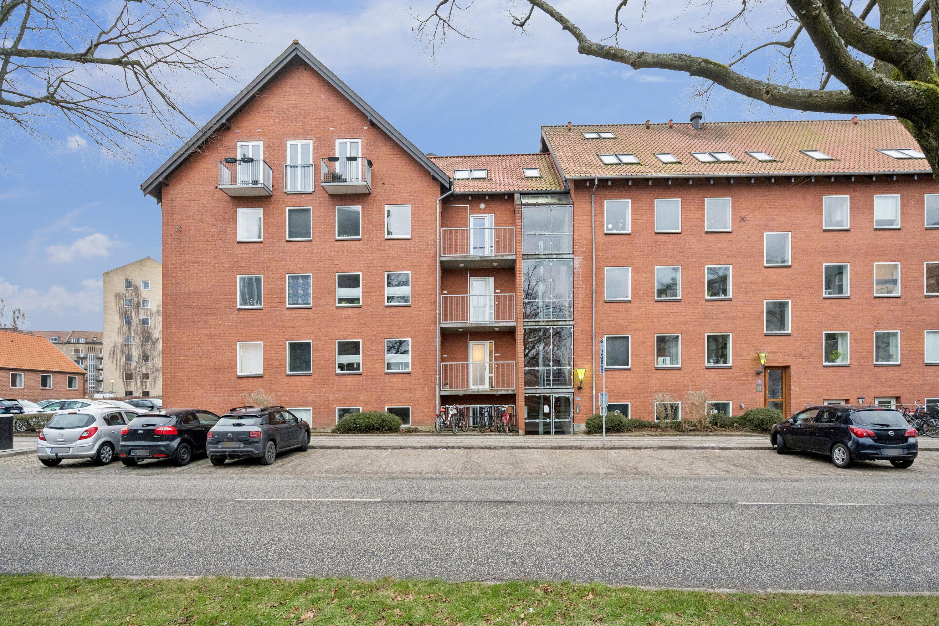 Fremhævet andet billede i fuldskærmstilstand. Billede af Langenæs Allé 39, st.. th., 8000 Aarhus C