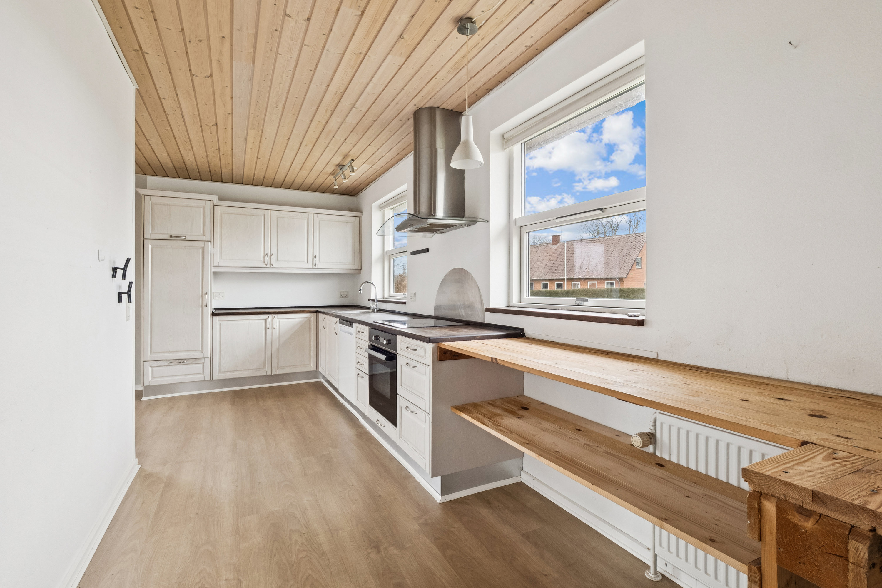 Fremhævet køkken billede i fuldskærmstilstand. Billede af Præstbrovej 241, Erslev, 7950 Erslev