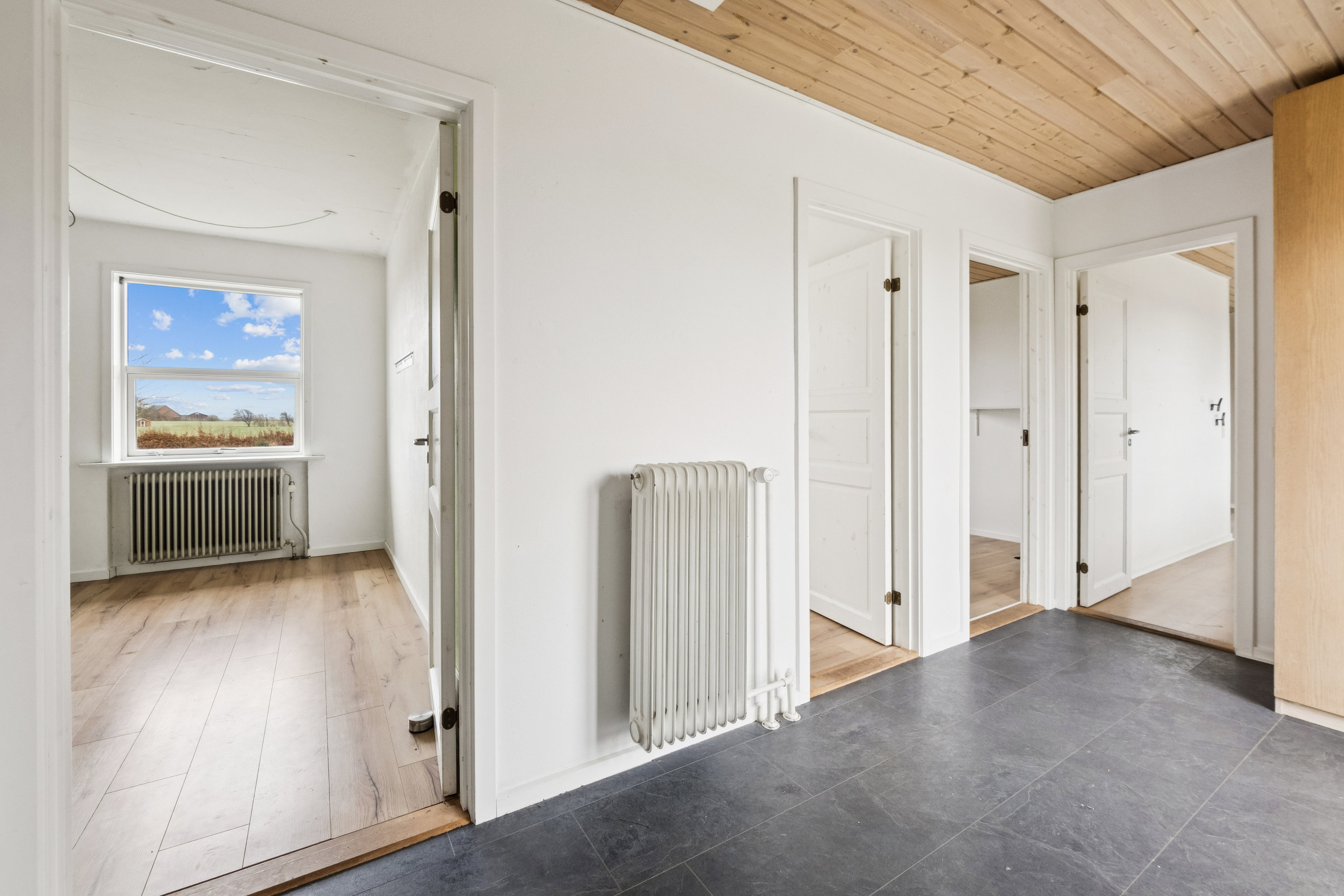 Fremhævet gang billede i fuldskærmstilstand. Billede af Præstbrovej 241, Erslev, 7950 Erslev