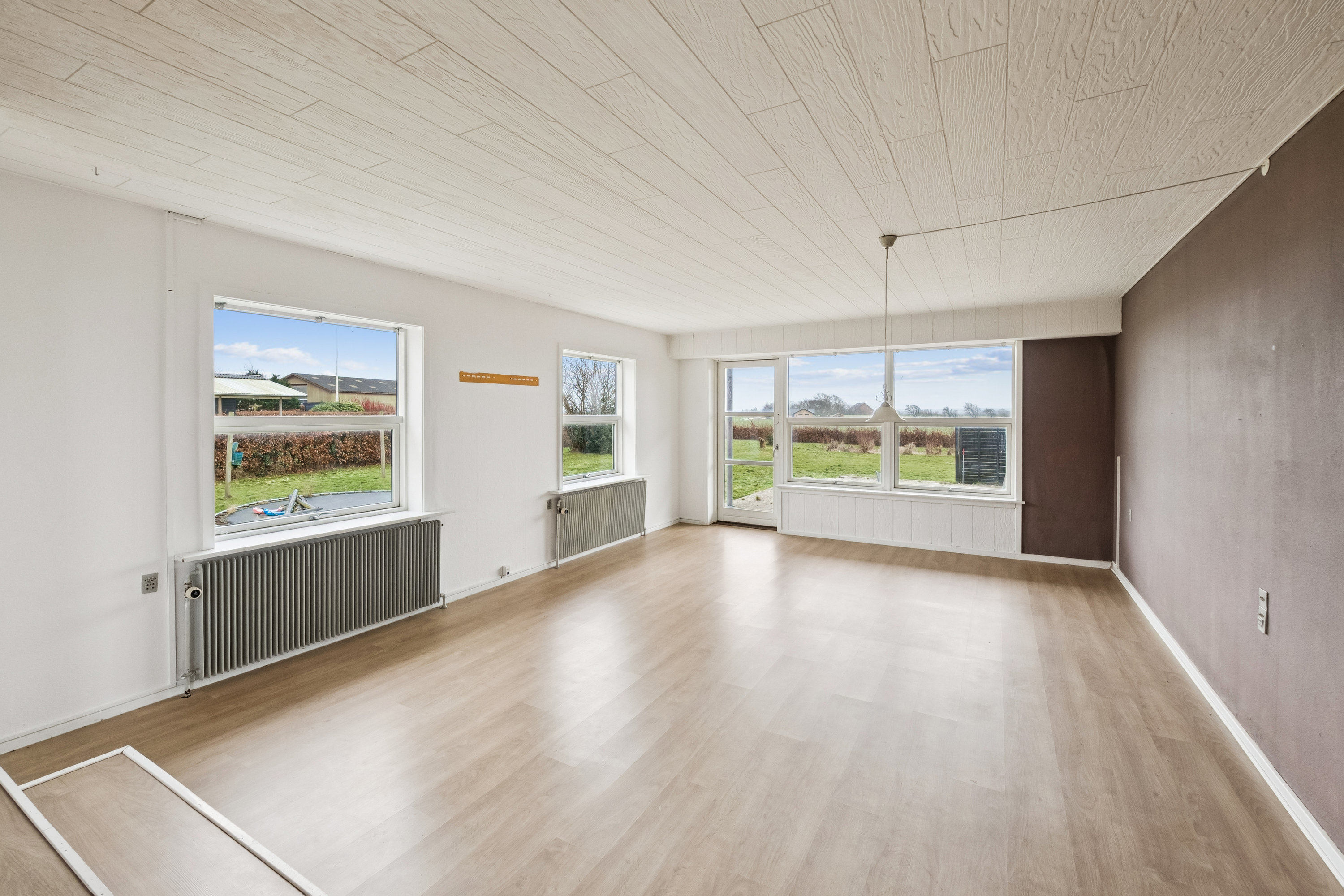 Fremhævet stue billede i fuldskærmstilstand. Billede af Præstbrovej 241, Erslev, 7950 Erslev