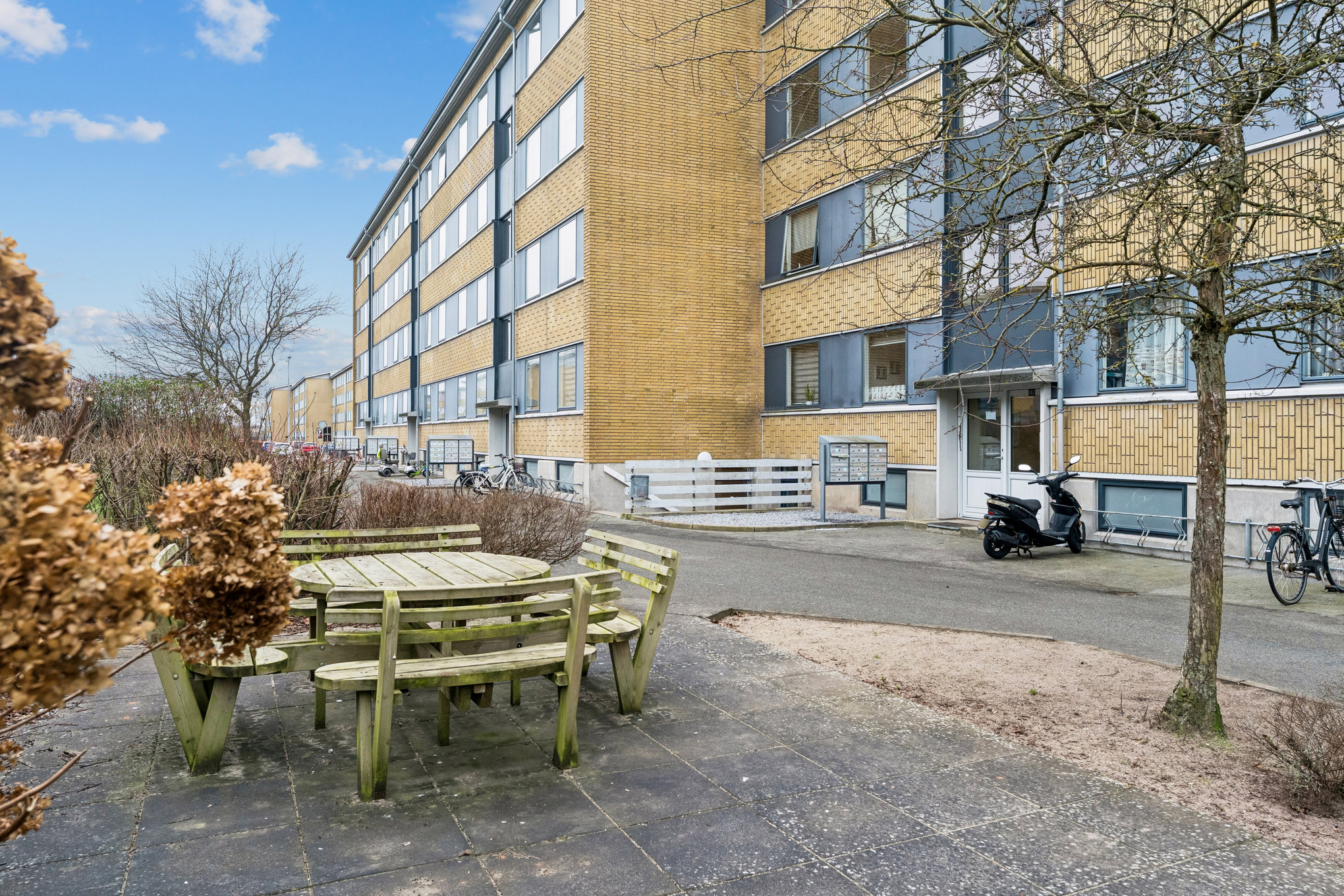 Fremhævet gårdmiljø billede i fuldskærmstilstand. Billede af Skelvangsvej 143, 2. th., 8920 Randers NV