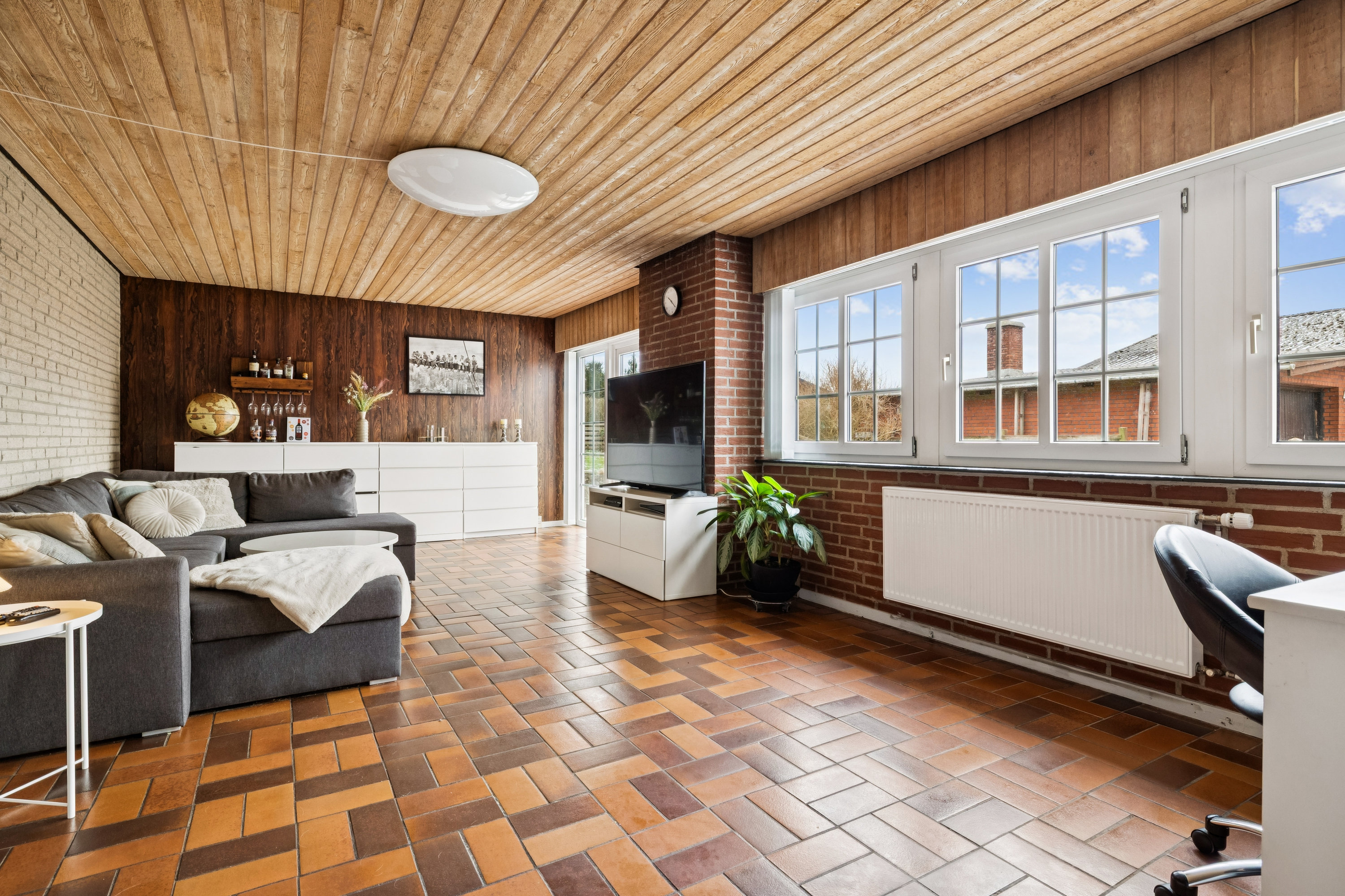 Fremhævet stue billede i fuldskærmstilstand. Billede af Ternevej 6, Asferg, 8990 Fårup