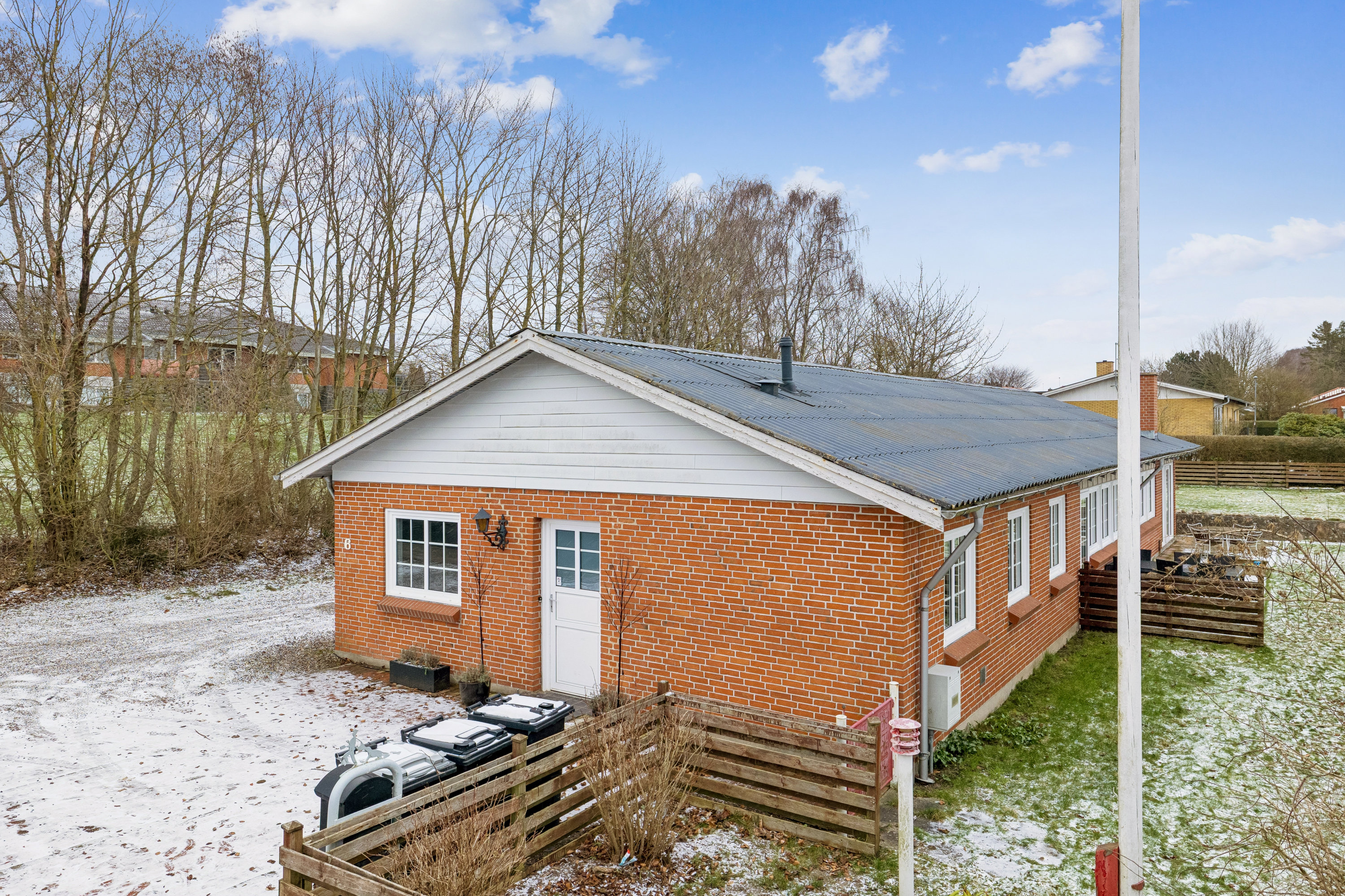 Fremhævet ejendom billede i fuldskærmstilstand. Billede af Ternevej 6, Asferg, 8990 Fårup