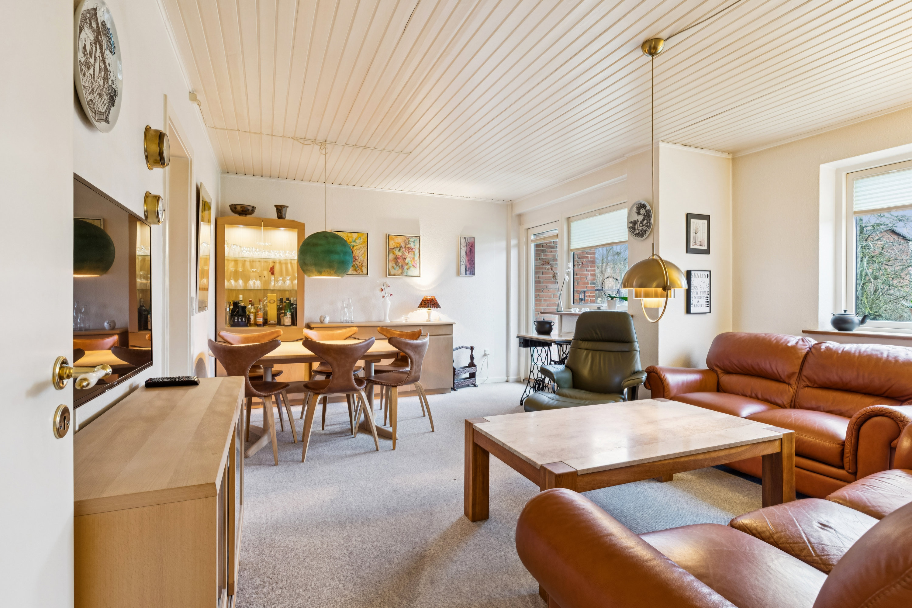 Fremhævet stue billede i fuldskærmstilstand. Billede af Hedekæret 32, st.. tv., 2640 Hedehusene